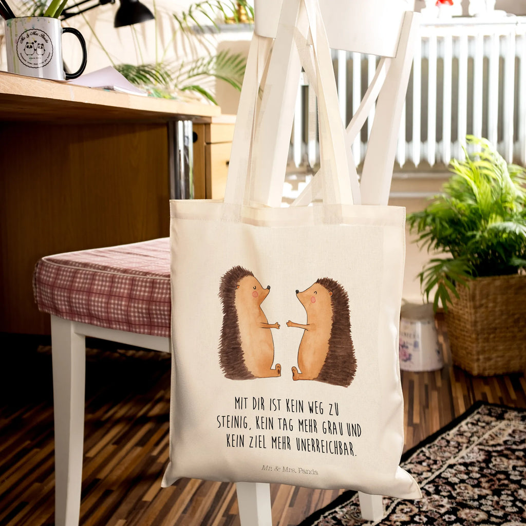 Tragetasche Igel Liebe Umhängetasche, Shopper, Beuteltasche, Tragetasche, Badetasche, Jutebeutel, Einkaufstüte, Stoffbeutel, Jutetasche, Stofftasche, Laptoptasche, Tasche, Schultertasche, Beutel, Strandtasche, Einkaufstasche, Liebe, Partner, Freund, Freundin, Ehemann, Ehefrau, Heiraten, Verlobung, Heiratsantrag, Liebesgeschenk, Jahrestag, Hocheitstag, Hochzeitstag, Verheiratet, Liebesbeweis, Igel, Verliebt, Hochzeit, Geschenk, Verlobt