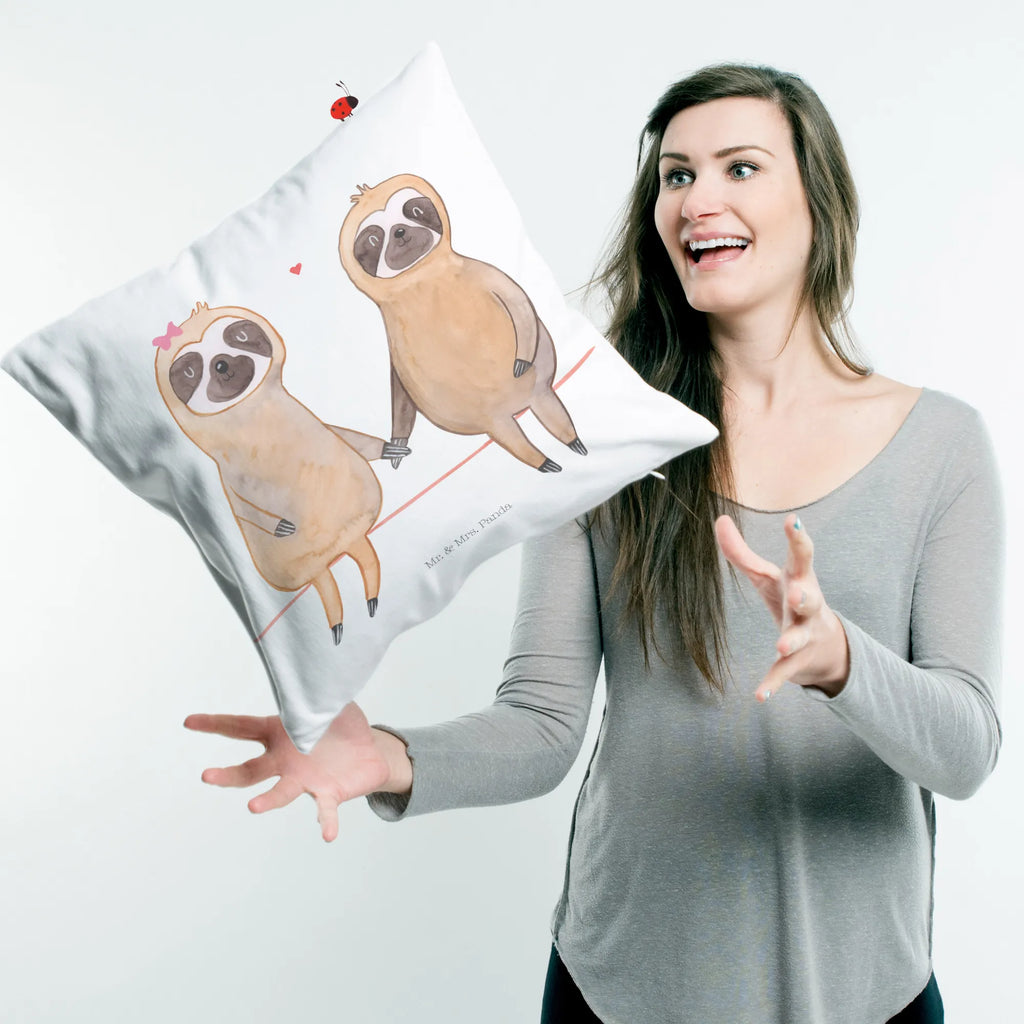 Cushion sloth pair Sofakissen, sofakissen, Dekokissen 40x40, Dekokissen Sofa, Kissenhülle 40x40, Kissenbezüge, Kissen, Kissenhülle, sitzkissen, Kissen 40x40, Couchkissen, Dekokissen, Kopfkissen 40x40, Kissen 40x40 Waschbar, Motivkissen, Kopfkissen, Sofakissen 40x40, Kissenbezug 40x40, Zierkissen, Faultier, Faultier Geschenk, Faultier Deko, Beziehung, verlobt, Lieblingstier, Pärchen, gemeinsam, faul, Liebespaar, verliebt, relaxen, Faultiere, Faultierpärchen, Liebe, Langsamkeit, Faultierliebe