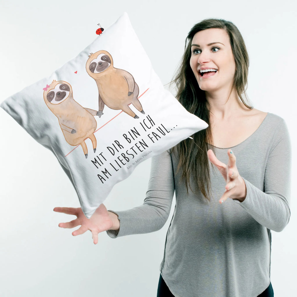 Cushion sloth pair Sofakissen, sofakissen, Dekokissen 40x40, Dekokissen Sofa, Kissenhülle 40x40, Kissenbezüge, Kissen, Kissenhülle, sitzkissen, Kissen 40x40, Couchkissen, Dekokissen, Kopfkissen 40x40, Kissen 40x40 Waschbar, Motivkissen, Kopfkissen, Sofakissen 40x40, Kissenbezug 40x40, Zierkissen, Faultier, Faultier Geschenk, Faultier Deko, Beziehung, verlobt, Lieblingstier, Pärchen, gemeinsam, faul, Liebespaar, verliebt, relaxen, Faultiere, Faultierpärchen, Liebe, Langsamkeit, Faultierliebe