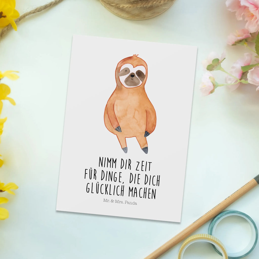 Postcard sloth Satisfied Geschenkkarte, Geburtstagskarte, Grußkarte, Postkarte, Einladung, Ansichtskarten, Einladung Geburtstag, Einladungskarten Geburtstag, Einladungskarte, Karte, Dankeskarte, Ansichtskarte, Faultier, Faultier Geschenk, Faultier Deko, faul, glücklich, Lieblingstier, relaxen, Zufriedenheit, Gelassenheit, Ruhe, zufrieden, Faultiere, Pause, happy, Frieden, Glück