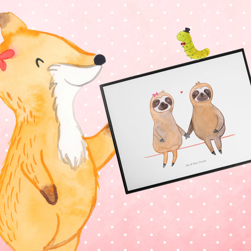 Schreibtischunterlage Faultier Pärchen Tischunterlage, Schreibtisch Matte, tischmatte, tischpad, schreibauflage, schreibmatte, schreibtischmatte, tischmatten, schreibtischauflagen, Schreibtisch Unterlagen, tischpads, arbeitsmatte, schreibauflagen, Schreibunterlage, arbeitsunterlage, Schreibtischauflage, schreibtischunterlagen, tischauflage, tischauflagen, pultunterlage, schreibtischunterlage, Faultier Deko, Faultier, Faultier Geschenk, Faultierliebe, Liebe, Liebespaar, Verliebt, Faultiere, Gemeinsam, Faultierpärchen, faul, Pärchen, Relaxen, Beziehung, Langsamkeit, Lieblingstier, Verlobt