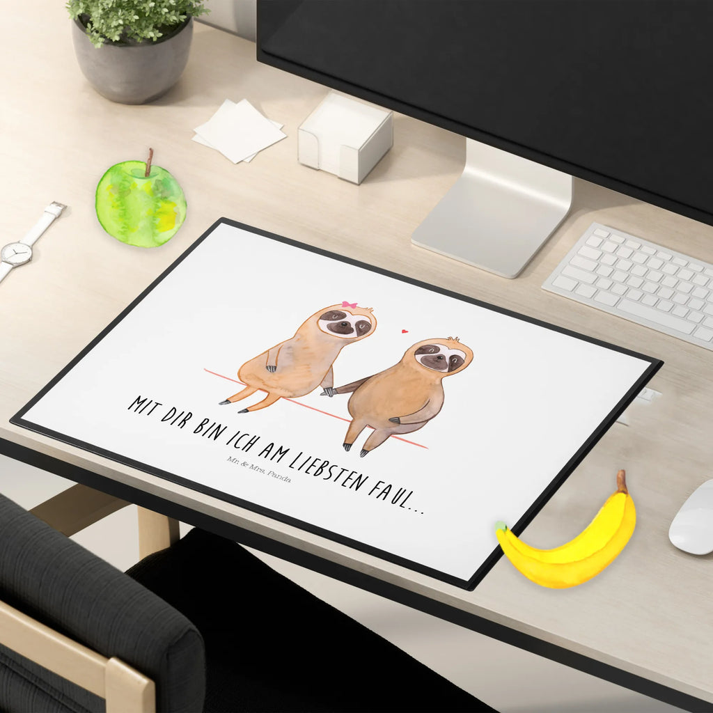 Schreibtischunterlage Faultier Pärchen Tischunterlage, Schreibtisch Matte, tischmatte, tischpad, schreibauflage, schreibmatte, schreibtischmatte, tischmatten, schreibtischauflagen, Schreibtisch Unterlagen, tischpads, arbeitsmatte, schreibauflagen, Schreibunterlage, arbeitsunterlage, Schreibtischauflage, schreibtischunterlagen, tischauflage, tischauflagen, pultunterlage, schreibtischunterlage, Faultier Deko, Faultier, Faultier Geschenk, Faultierliebe, Liebe, Liebespaar, Verliebt, Faultiere, Gemeinsam, Faultierpärchen, faul, Pärchen, Relaxen, Beziehung, Langsamkeit, Lieblingstier, Verlobt