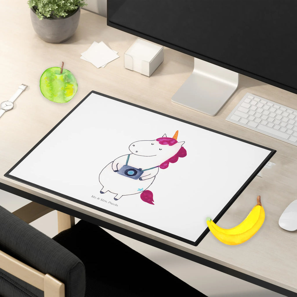 Schreibtischunterlage Einhorn Fotograf pultunterlage, schreibauflage, Schreibtischauflage, schreibtischmatte, schreibmatte, schreibtischunterlagen, arbeitsunterlage, tischpad, tischmatte, tischmatten, schreibtischunterlage, schreibauflagen, tischauflage, Schreibunterlage, Schreibtisch Matte, tischauflagen, Tischunterlage, schreibtischauflagen, tischpads, Schreibtisch Unterlagen, arbeitsmatte, Einhörner, Unicorn, Einhorn Deko, Einhorn, Kamera, Tourist, Reise, Städtereise, Kurztrip, Urlaub, Weltreise, Fotograf, Fotografie, Weltenbummler, Reisen