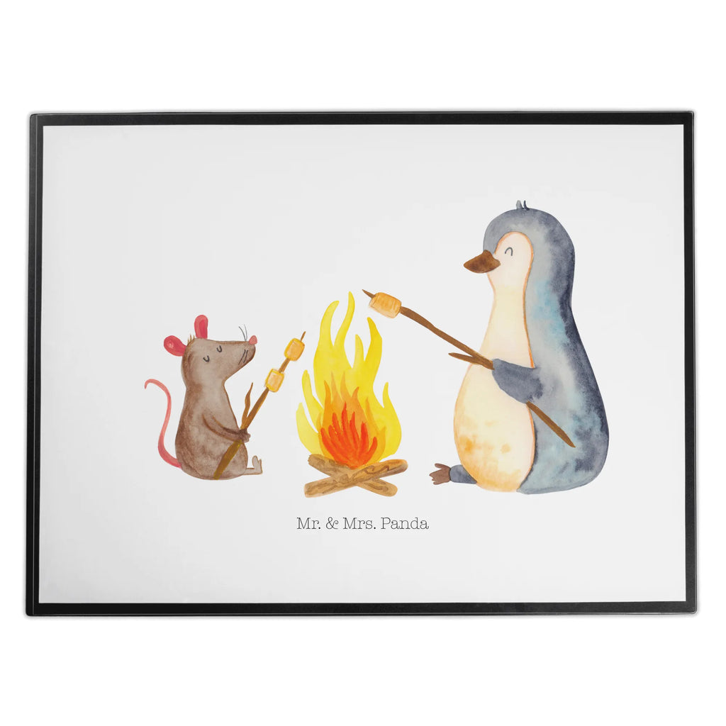 Schreibtischunterlage Pinguin Lagerfeuer Schreibtisch Unterlagen, Schreibunterlage, Schreibtischunterlage Groß, Schreibtischauflage, Schreibwaren, Bürobedarf, Büroartikel, Pinguin, Leben, Büroalltag, Lagerfeuer, grillen, Feuer, Liebe, Lebensspruch, Job, Pinguine, Lebensmotivation, Maus, Büro, Arbeit, Neustart, Marshmallows, Motivation