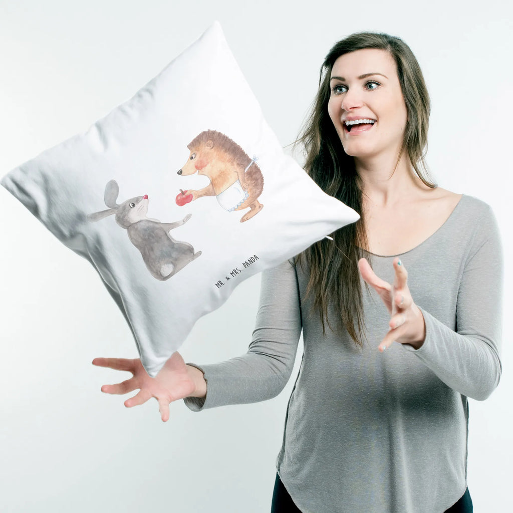 Cushion Hare Hedgehog Dekokissen 40x40, Kopfkissen, kuschelkissen 40x40, kissen 40 x 40, Kuschelkissen, zierkissen 40x40, 40x40 kissen, couchkissen 40x40, Couchkissen, deko kissen, wurfkissen, microfaser dekokissen, Mikrofaser Kissen, Kissen 40x40, kuschel kissen, sofa kissen, Motivkissen, wohnzimmer kissen, Kopfkissen 40x40, 40 X 40 Kissen, Kissen, Polsterkissen, kissen für couch, kissen mikrofaser, microfaser sofakissen, zier kissen, microfaser zierkissen, couch kissen, Zierkissen, microfaser kopfkissen, Dekokissen Sofa, kissen für sofa, Sofakissen 40x40, Sofakissen, Dekokissen, Gute Laune, Tiermotive, Tiere, Lustige Sprüche, Hase, Igel und Hase, Trösten, Spruch Romantisch, Liebe Spruch, Igel, Liebeskummer Geschenk, Trennungsschmerz, Herzschmerz