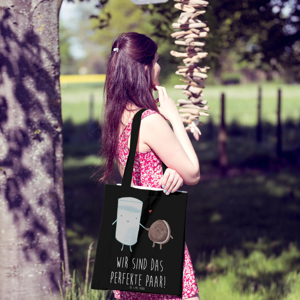 Tote bag milk biscuit Stoffbeutel, Laptoptasche, Badetasche, Tasche, Jutetasche, Strandtasche, Einkaufstüte, Schultertasche, Beutel, Stofftasche, Tragetasche, Einkaufstasche, Beuteltasche, Jutebeutel, Shopper, Umhängetasche, Tiermotive, Gute Laune, lustige Sprüche, Tiere, romantisch, perfektes Paar, Keks, Motiv süß, Einladung Frühstück, Cookie, Milk, Milch, Kekse, Kaffee