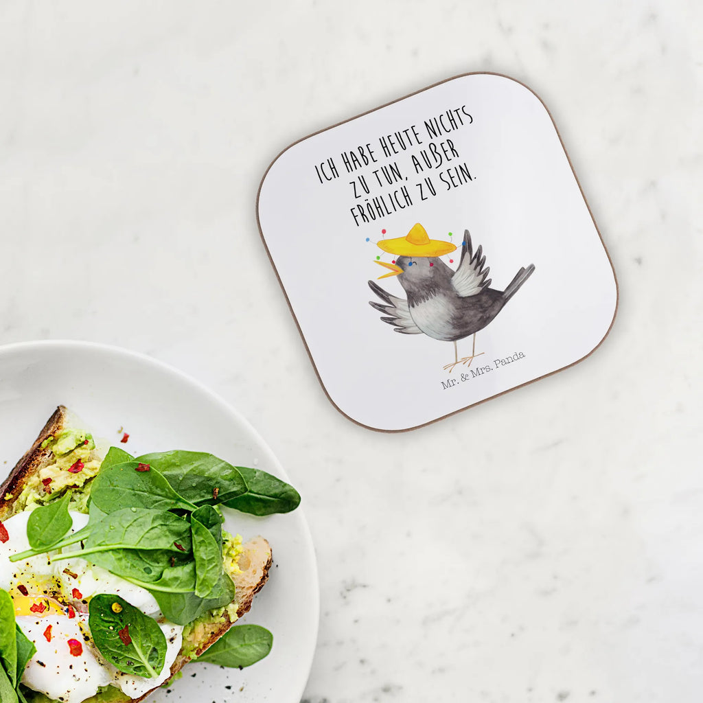 Untersetzer Rabe Sombrero Untersetzer Holz, Getränkeuntersetzer, Untersetzer für Gläser, Glasuntersetzer, Holzuntersetzer, Tassen Untersetzer, Untersetzer Design, Untersetzer, Untersetzer Gläser, Bierdeckel, Korkuntersetzer, Untersetzer aus Holz, Tiermotive, Gute Laune, lustige Sprüche, Tiere, froh, Motivation, Elster, glücklich sein, Rabe, Spruch positiv, Vögel, Vogel, Glück Spruch, fröhlich sein