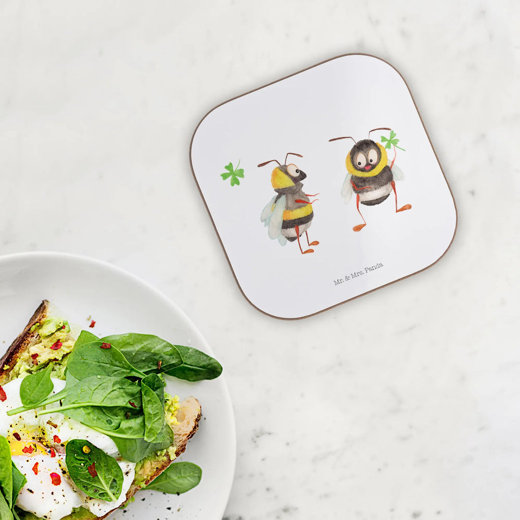 Untersetzer Hummeln Kleeblatt Tassen Untersetzer, Korkuntersetzer, Untersetzer für Gläser, Untersetzer aus Holz, Untersetzer Holz, Holzuntersetzer, Bierdeckel, Getränkeuntersetzer, Untersetzer, Glasuntersetzer, Untersetzer Gläser, Untersetzer Design, Tiermotive, Gute Laune, lustige Sprüche, Tiere, Spruch schön, Biene Deko, glücklich sein, Hummel, glücklich werden, Biene, Spruch positiv, Spruch fröhlich