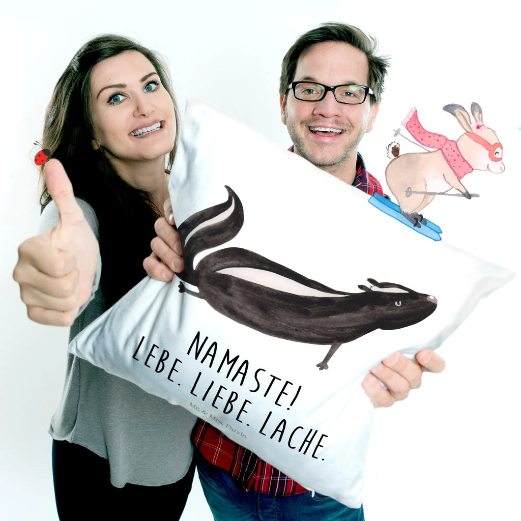 40x40 Kissen Stinktier Yoga 40 X 40 Kissen, microfaser dekokissen, couchkissen 40x40, Mikrofaser Kissen, kuschel kissen, couch kissen, kissen für couch, microfaser zierkissen, Dekokissen, Kopfkissen, Polsterkissen, Couchkissen, Kuschelkissen, Dekokissen Sofa, zier kissen, wohnzimmer kissen, Zierkissen, microfaser sofakissen, microfaser kopfkissen, Motivkissen, Kopfkissen 40x40, kissen 40 x 40, 40x40 kissen, Sofakissen 40x40, deko kissen, Kissen 40x40, sofa kissen, Sofakissen, kissen mikrofaser, zierkissen 40x40, kuschelkissen 40x40, kissen für sofa, Kissen, Dekokissen 40x40, wurfkissen, Skunk, Stinktier, Lache, Wildtier, Stinker, Lebe, Raubtier, Yoga, Liebe, Stinki, Namaste