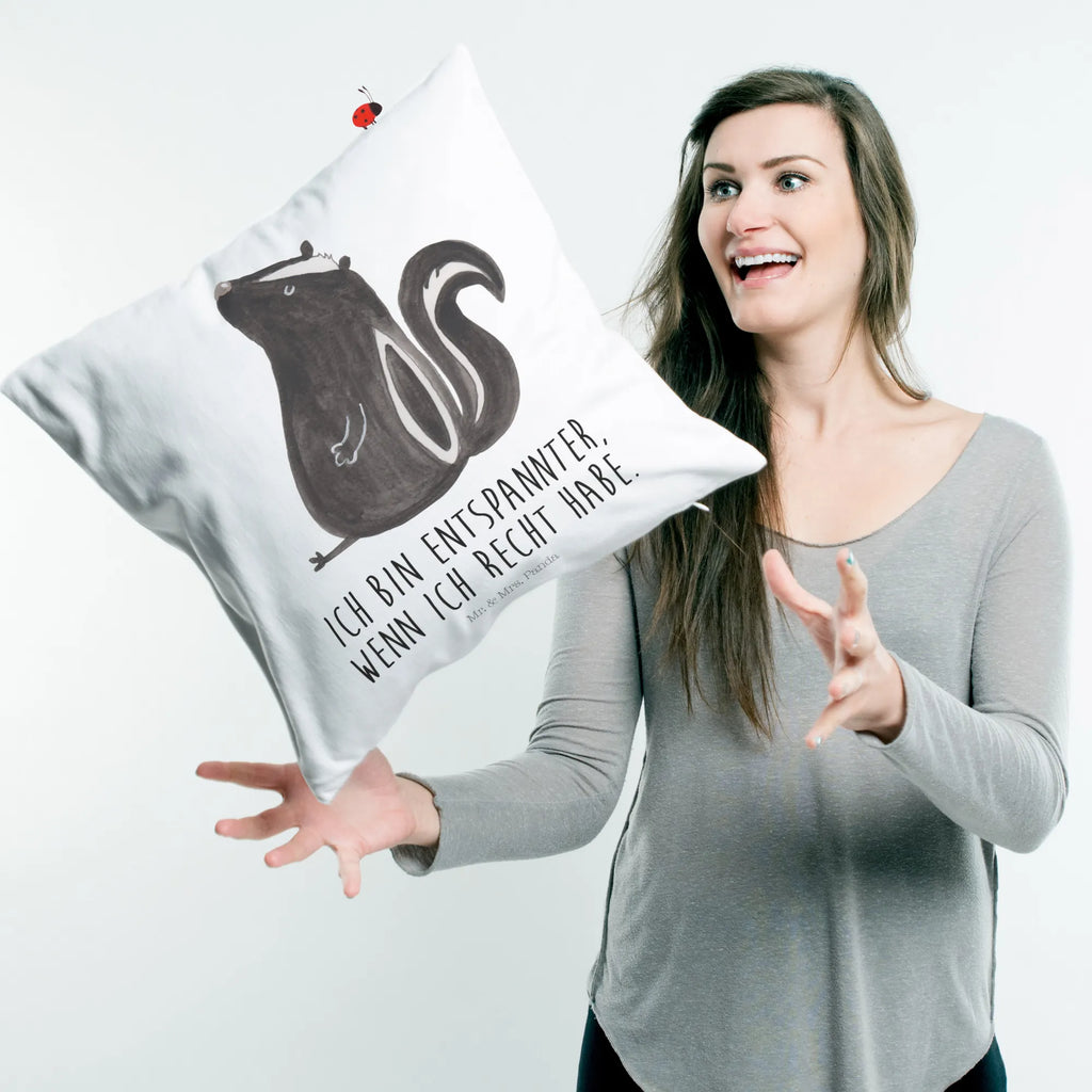 40x40 Kissen Stinktier Sitzen kissen mikrofaser, Kopfkissen 40x40, Sofakissen 40x40, sofa kissen, microfaser dekokissen, Dekokissen Sofa, couchkissen 40x40, kuschelkissen 40x40, zier kissen, wurfkissen, kissen für couch, deko kissen, 40 X 40 Kissen, couch kissen, Mikrofaser Kissen, kissen 40 x 40, Dekokissen 40x40, Kopfkissen, kissen für sofa, Kissen 40x40, wohnzimmer kissen, Sofakissen, microfaser zierkissen, Zierkissen, zierkissen 40x40, Couchkissen, microfaser kopfkissen, Polsterkissen, Motivkissen, kuschel kissen, 40x40 kissen, Dekokissen, Kissen, Kuschelkissen, microfaser sofakissen, Stinktier, Skunk, Spruch, Büro, Recht, Wildtier, Besserwisser, Stinker, Raubtier, Stinki