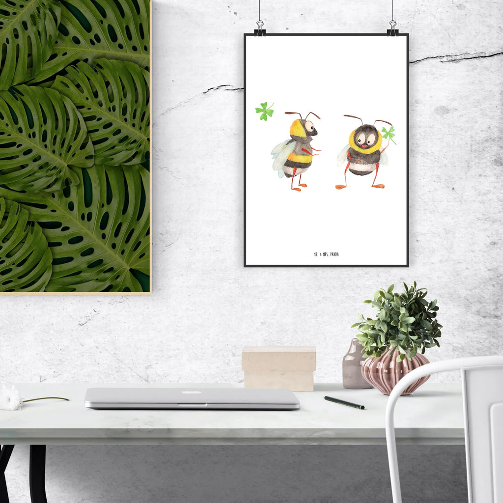 Poster bumblebees shamrock Wandschmuck, Kunstdruck, wandkunst, wanddruck, Wanddekoration, kunstdruck poster, wanddeko, Plakat, Bild für Wand, grafikposter, Mr. & Mrs. Panda Poster, drucke, Poster, Designposter, kunstposter, Wandposter, Wanddeko Bild, kunst für die wand, Deko Bild, Bild, Wandbild, Posterdruck, Gute Laune, Tiermotive, Tiere, Lustige Sprüche, Spruch schön, glücklich Werden, glücklich sein, Biene, Spruch Fröhlich, Biene Deko, Spruch Positiv, Hummel