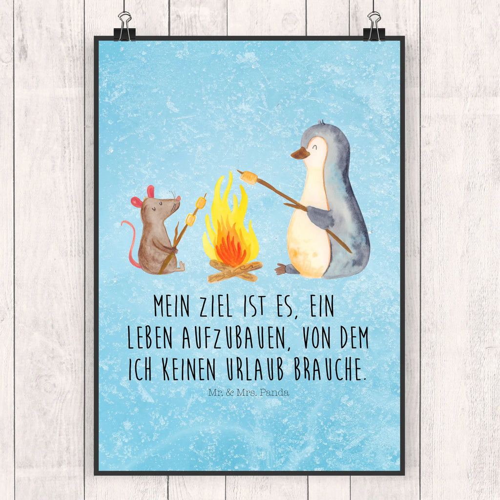 Poster Penguin campfire wandkunst, Posterdruck, kunst für die wand, wanddruck, grafikposter, Wandbild, drucke, Mr. & Mrs. Panda Poster, kunstposter, Wandposter, Kunstdruck, Bild für Wand, wanddeko, Wanddeko Bild, kunstdruck poster, Deko Bild, Bild, Plakat, Poster, Designposter, Wanddekoration, Wandschmuck, Pinguin, Job, Büro, Neustart, Motivation, Marshmallows, Arbeit, Maus, Lagerfeuer, Lebensmotivation, Feuer, Lebensspruch, Leben, Büroalltag, Liebe, Grillen, Pinguine