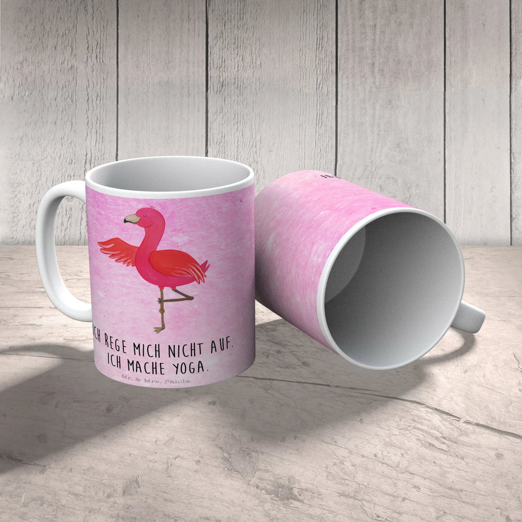 Kubek Flamingo joga design tasse, haferl, Trinkbecher, Pott, Henkeltasse, Keramiktasse, Keramikbecher, Becher, Kaffeepott, Bürotasse, statement tasse, Coffee Mug, Dekotasse, hochwertige tasse, Tasse, Motivtasse, Trinktasse, Kaffeetasse, kaffeetasse keramik, Designtasse, Kaffeebecher, Kakaotasse, Frühstücksbecher, Frühstückstasse, kaffeebecher bedruckt, Bürobecher, tasse für kaffee, Teetasse, Geschenktasse, Teebecher, schöne tasse, Tasse mit Motiv, Tasse mit Spruch, Sprüchetasse, tasse für büro, Bedruckte Tasse, Henkelbecher, kaffeebecher keramik, Teepott, milchkaffeetasse, heißgetränkebecher, Mug, kaffeetasse bedruckt, Flamingo, Yoga-Übung, Vogel, Aufregen, Tiefenentspannung, Yoga, Ärger, Achtsamkeit, Namaste, Entspannung