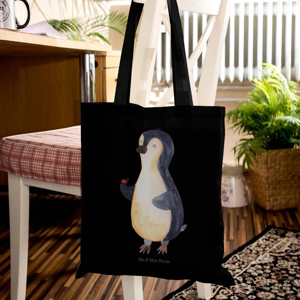 Tote bag Penguin ladybug Stoffbeutel, Badetasche, Strandtasche, Schultertasche, Shopper, Einkaufstasche, Umhängetasche, Beutel, Tragetasche, Einkaufstüte, Laptoptasche, Beuteltasche, Tasche, Stofftasche, Jutebeutel, Jutetasche, Pinguin, Lebensfreude, Liebe, Glück, Marienkäfer, Wunder, Pinguine, Freude