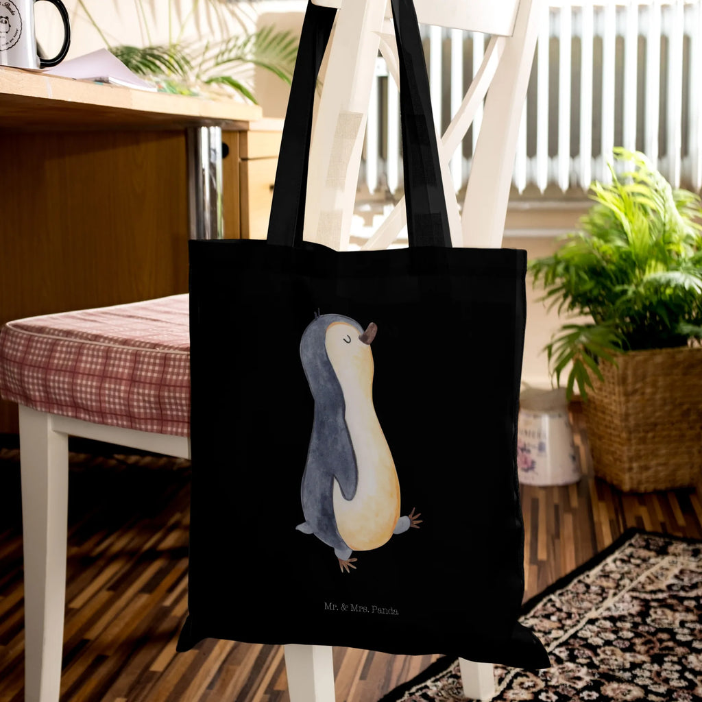 Tote bag Penguin march Jutebeutel, Einkaufstüte, Einkaufstasche, Tragetasche, Beutel, Strandtasche, Stofftasche, Badetasche, Beuteltasche, Schultertasche, Jutetasche, Laptoptasche, Tasche, Stoffbeutel, Shopper, Umhängetasche, Pinguin, Schwester, Familie, Bruder, Pinguine, Frühaufsteher, Langschläfer