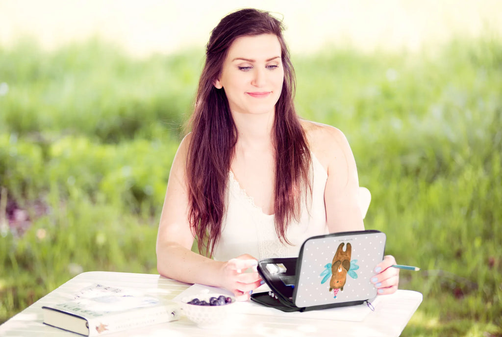 Leather folder bear tooth fairy Bleistiftetui, Federtasche, Stiftetasche, Schüleretui, Federmäppchen, Farbstiftetui, Stiftebeutel, Schlampermäppchen, Mäppchen, Schuletui, Federmappe Set, Buntstiftmäppchen, Malmappe, Bleistift Etui, Buntstiftetui, Schreibetui, Zeichenetui, Schulmäppchen, Stiftemappe, Etui für Stifte, Stifteetui, Schreibmappe, Stifte Etui, Teddy, Bär, Teddybär, Fee, Milchzahn, Erster Zahn, Zahnfee