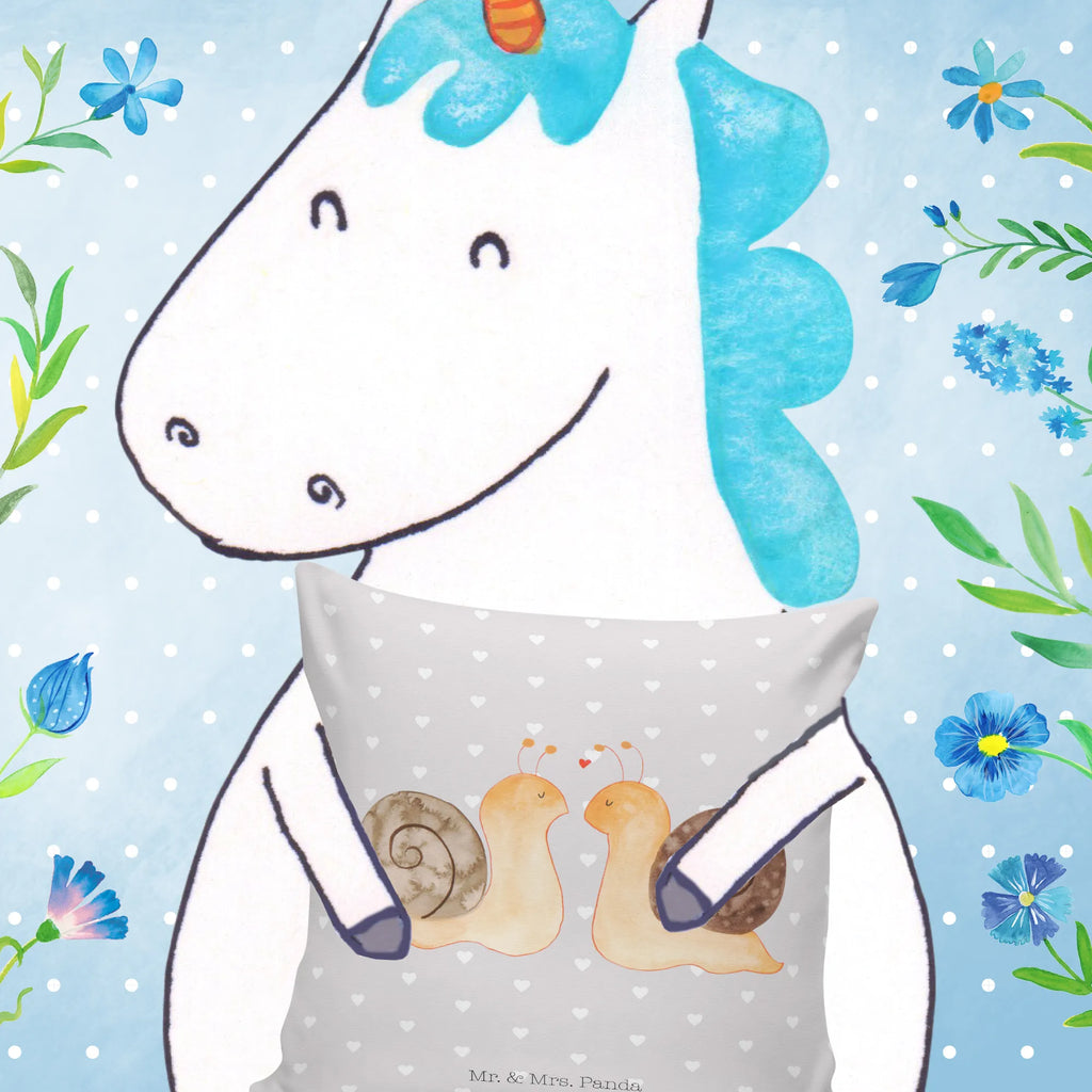 Cushion Snails in love Sofakissen, Zierkissen, Kissenbezüge, Dekokissen Sofa, Kopfkissen, Kissen 40x40, Kissenhülle, Kopfkissen 40x40, Dekokissen 40x40, sitzkissen, Sofakissen 40x40, Motivkissen, sofakissen, Kissen, Couchkissen, Kissenbezug 40x40, Dekokissen, Kissen 40x40 Waschbar, Kissenhülle 40x40, Liebe, Partner, Freund, Freundin, Ehemann, Ehefrau, Heiraten, Verlobung, Heiratsantrag, Liebesgeschenk, Jahrestag, Hocheitstag