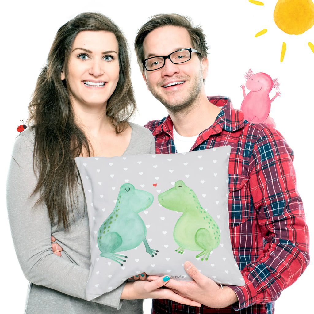 40x40 Kissen Frosch Liebe Sofakissen, Kissenbezug 40x40, Couchkissen, sitzkissen, Kissenbezüge, Kissenhülle 40x40, sofakissen, Dekokissen, Zierkissen, Kissen 40x40, Kissen 40x40 Waschbar, Dekokissen Sofa, Sofakissen 40x40, Kissenhülle, Kopfkissen 40x40, Kopfkissen, Dekokissen 40x40, Motivkissen, Kissen, Liebe, Partner, Freund, Freundin, Ehemann, Ehefrau, Heiraten, Verlobung, Heiratsantrag, Liebesgeschenk, Jahrestag, Hocheitstag, Froschkönig, Frosch, Geschenk Hochzeit, Geschenk Freundin, Hochzeitstag, Verliebt, Geschenk Freund, Verheiratet, Fröschchen, Liebesbeweis, Verlobt, Frösche