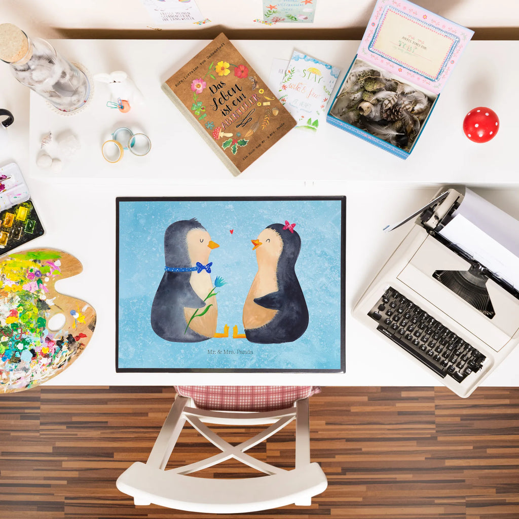 Schreibtischunterlage Pinguin Pärchen Schreibwaren, Schreibtischunterlage Groß, Schreibunterlage, Büroartikel, Bürobedarf, Schreibtisch Unterlagen, Schreibtischauflage, Pinguin, Liebespaar, Verlobung, Liebesbeweis, Traumpaar, Hochzeit, Jahrestag, Hochzeitsgeschenk, Pinguine, Hochzeitstag, Liebesgeschenk, große Liebe, Liebe