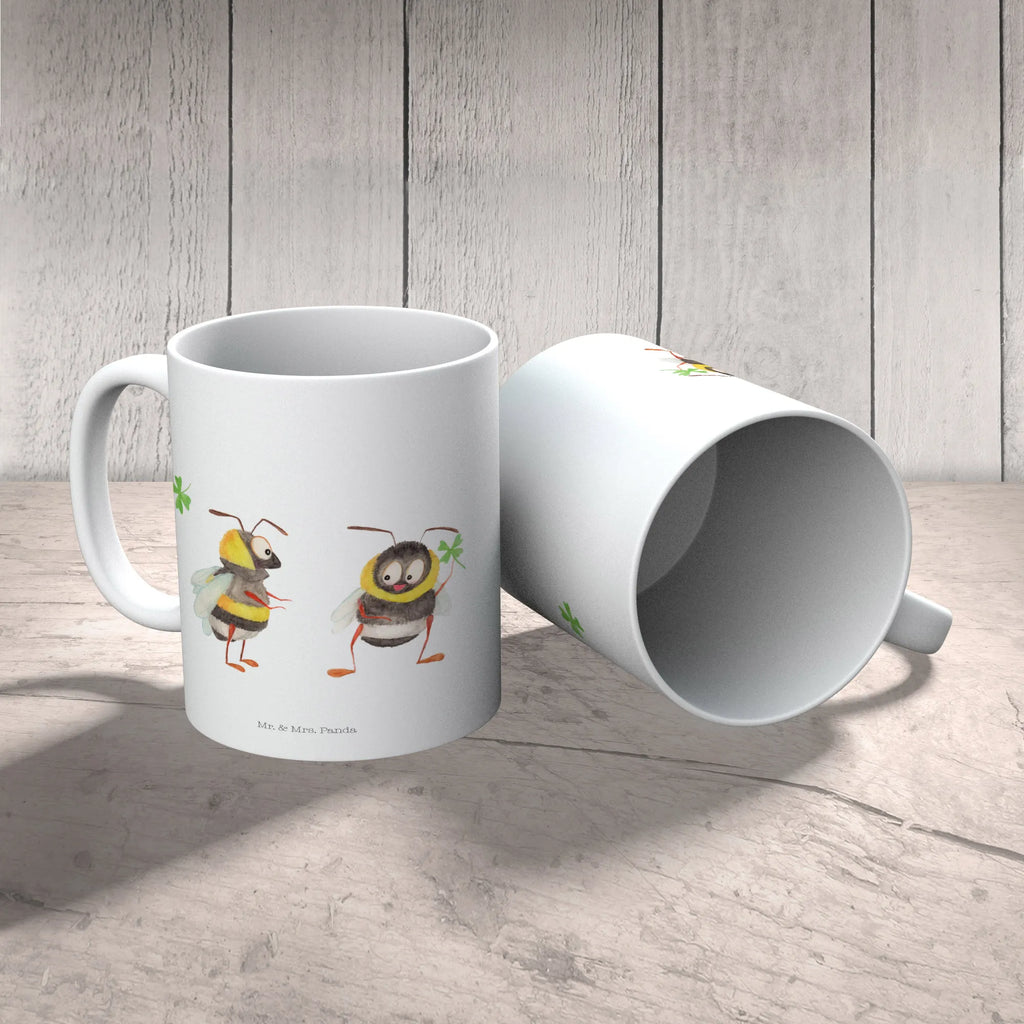 Mug bumblebees shamrock Trinkbecher, kaffeetasse bedruckt, Coffee Mug, tasse für kaffee, Kaffeebecher, milchkaffeetasse, heißgetränkebecher, Kakaotasse, Henkelbecher, kaffeetasse keramik, kaffeebecher keramik, Bedruckte Tasse, Kaffeepott, Henkeltasse, tasse für büro, Bürobecher, Teepott, Teetasse, kaffeebecher bedruckt, Tasse, Becher, statement tasse, Keramiktasse, schöne tasse, Tasse mit Motiv, Sprüchetasse, Dekotasse, hochwertige tasse, Kaffeetasse, haferl, Bürotasse, Motivtasse, Mug, Tasse mit Spruch, Geschenktasse, Keramikbecher, Frühstückstasse, Pott, Designtasse, Frühstücksbecher, Trinktasse, Teebecher, design tasse, Tiere, Lustige Sprüche, Tiermotive, Gute Laune, Spruch schön, Spruch Fröhlich, glücklich sein, Biene Deko, glücklich Werden, Hummel, Biene, Spruch Positiv