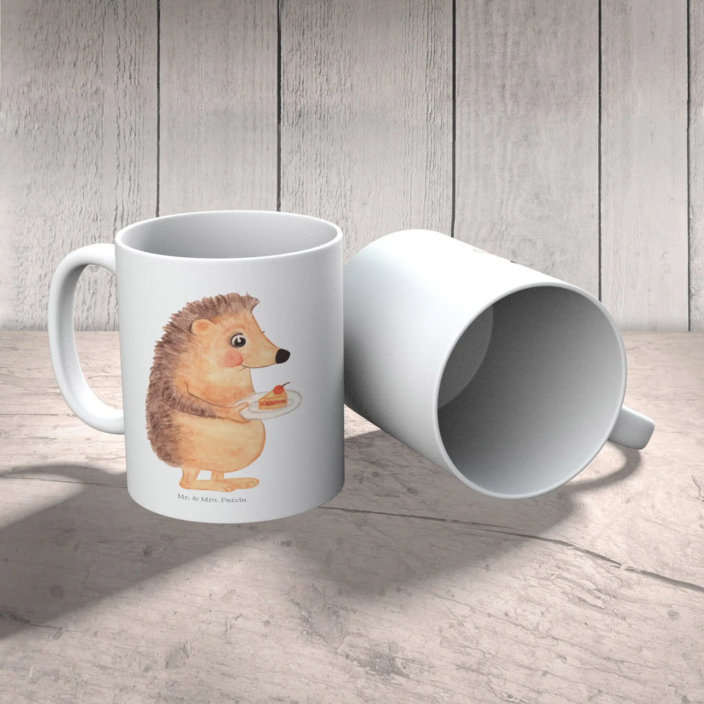 Tasse Igel Kuchenstück Kaffeetasse, Geschenktasse, Teetasse, Keramiktasse, Tasse mit Zitaten, Tasse, Porzellantasse, Tasse mit Motiven, Bürotasse, Tiermotive, Gute Laune, lustige Sprüche, Tiere, Backen Geschenk, Essen Spruch, Kuchen, Geburtstagskuchen, Igel, Torte, Einladung Party, Kuchen backen