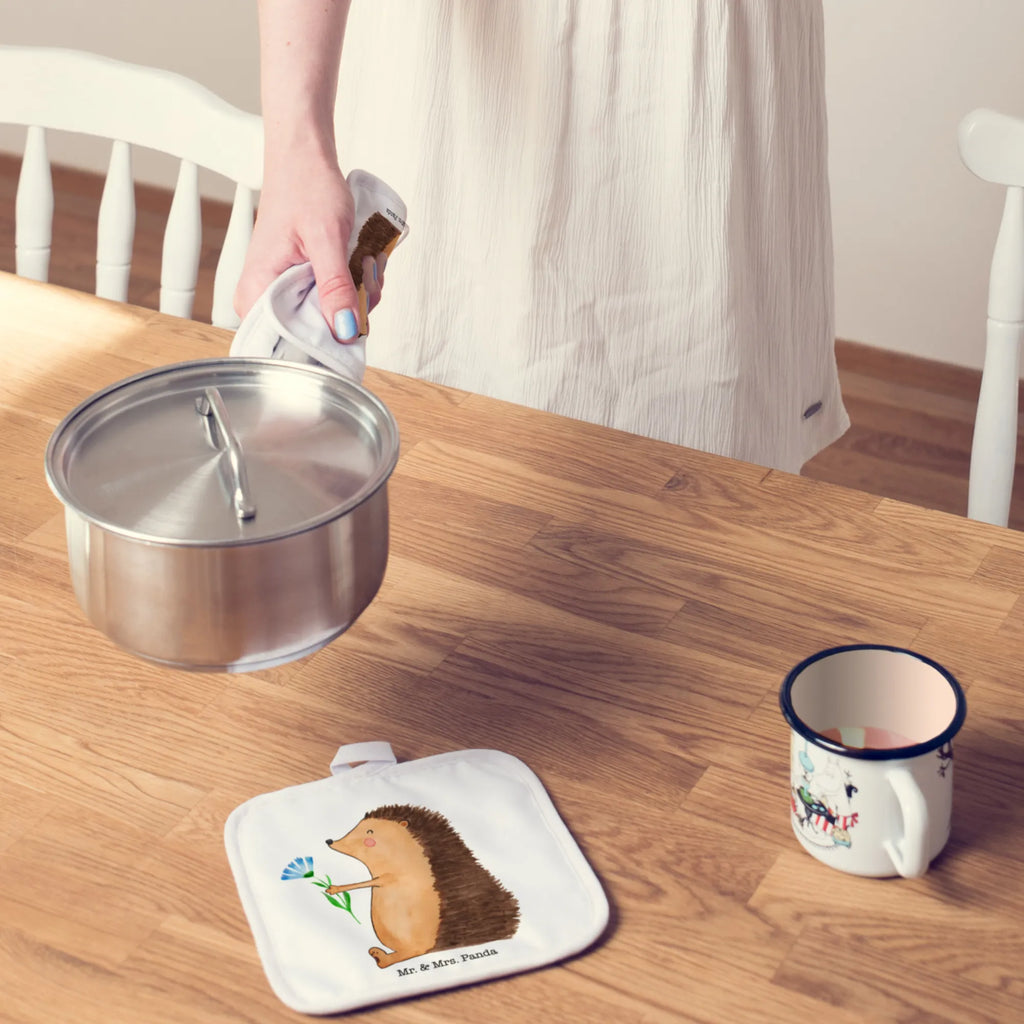 2er Set Topflappen  Igel mit Blume Topfuntersetzer, Topflappen 2er Set, Topflappen lustig, Topflappenset, Topflappen mit Spruch, Ofenhandschuhe, Topfhandschuh, Ofenhandschuh, Topflappen, Topfhandschuhe, Topflappen Set, Schöne Topflappen, Tiermotive, Gute Laune, lustige Sprüche, Tiere, krank, Krankenhaus, Genesungswünsche, Igel, Krankheit, Gute Besserung, Besuch