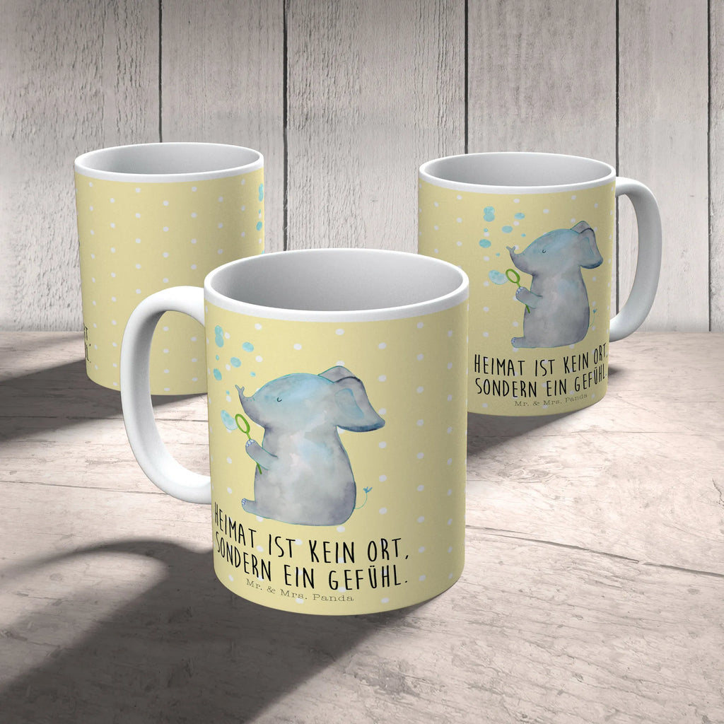 Tasse Elefant Seifenblasen Tasse mit Motiven, Geschenktasse, Porzellantasse, Kaffeetasse, Keramiktasse, Bürotasse, Tasse mit Zitaten, Teetasse, Tasse, Tiermotive, Gute Laune, lustige Sprüche, Tiere, Gefühl. Daheim, Liebesspruch, Dickhäuter, Liebe, Elefanten, Seifenblasen, Heimat, Liebesbeweis, Rüsseltier, Elefant