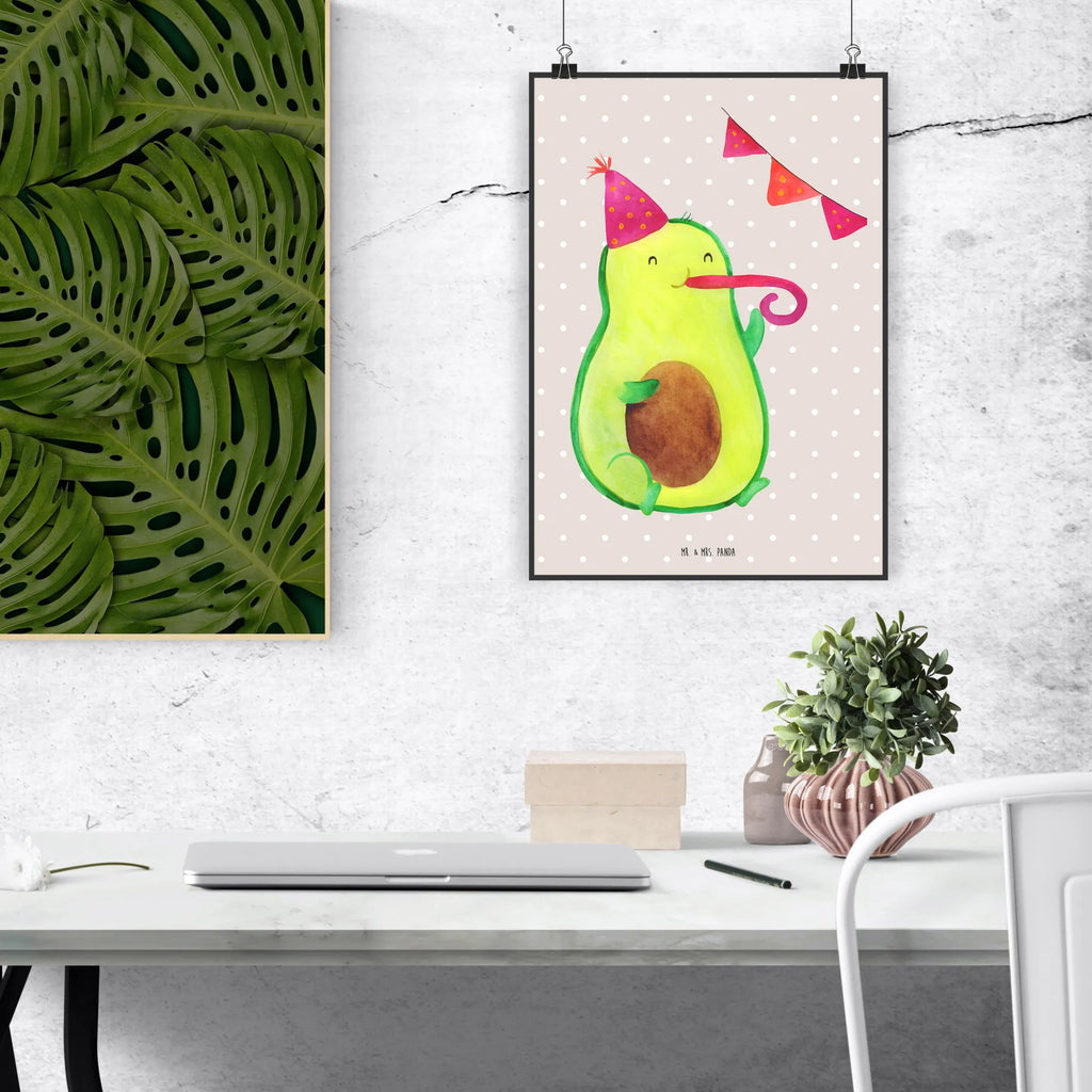 Poster Avocado Party Poster, Handgemaltes Poster, Bild, Kunstdruck, Wanddeko Bild, Posterdruck, Küchenposter, Wandposter, Mr. & Mrs. Panda Poster, Wanddekoration, Kinderposter, Designposter, Wanddeko, Raumdekoration, Avocado, Veggie, Vegan, Gesund, Happy Birthday, Avocados, Schulabschluss, Party, Abschluss, Firmenfeier, Abi, Jahrestag, Prüfung, Jubiläum, Feier, Geburtstag, Feierei, Bestanden, Lieblingstag, Klassenfeier, Geburtstagsfeier, Abifeier