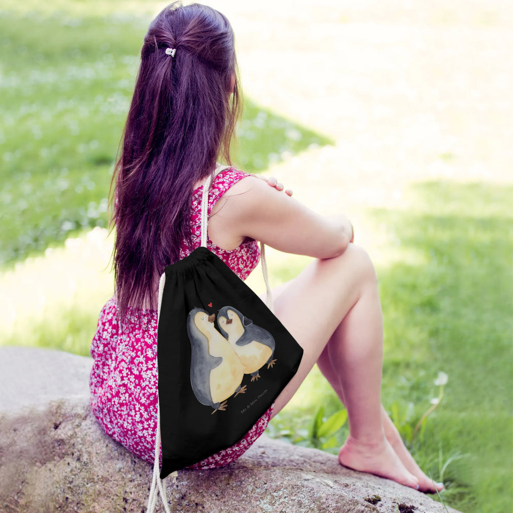 Sportbeutel Pinguin umarmen festival rucksack, Gymsack, wanderbeutel, kordelzugbeutel, Turnbeutel Schule, Baumwollbeutel, Alltagstasche, rucksack beutel, Stoffbeutel, Sportbeutel Outdoor, Gymbag, gym rucksack, baumwoll rucksack, Festival Beutel, turnbeutel baumwolle, Sportbeutel Mit Kordelzug, freizeit rucksack, Sportbeutel Kita, zugbeutel, kordelrucksack, festival tasche, Sportbeutel Training, Stofftasche, Öko Sportbeutel, zuziehbeutel, wander rucksack, gymnastiktasche, beutelrucksack, Sportbeutel, sportbeutel baumwolle, rucksack stoff, Sportbeutel Fitness, Sportbeutel Schule, Sportbeutel Für Sport, Sportbeutel Aus Baumwolle, Sportrucksack, Turnbeutel Mit Kordel, baumwolle beutel, gym beutel, Sportbeutel Für Freizeit, festivalbeutel, stoff rucksack, rucksack mit kordel, beutel mit kordelzug, Baumwolltasche, Turnbeutel, Sportbeutel Kindergarten, gym tasche, Pinguin, Liebe, Verlobung, Liebesbeweis, Liebesgeschenk, Jahrestag, Hochzeit, Liebespaar, Hochzeitstag, Hochzeitsgeschenk