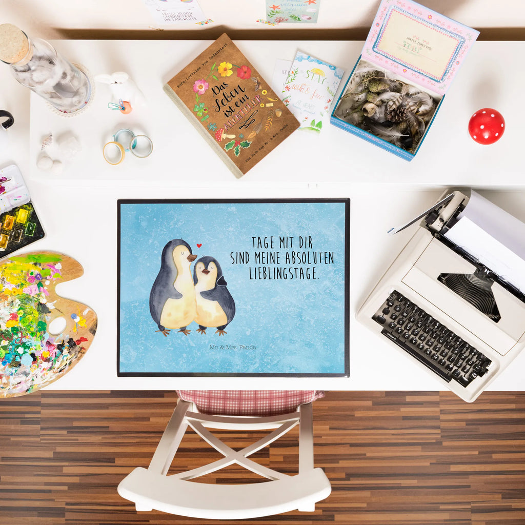 Desk pad Penguin embrace Bürobedarf, Schreibtischauflage, Schreibtischunterlage Groß, Büroartikel, Schreibtisch Unterlagen, Schreibwaren, Schreibunterlage, Pinguin, Liebe, Verlobung, Liebesbeweis, Liebesgeschenk, Liebespaar, Hochzeitsgeschenk, Jahrestag, Hochzeit, Hochzeitstag