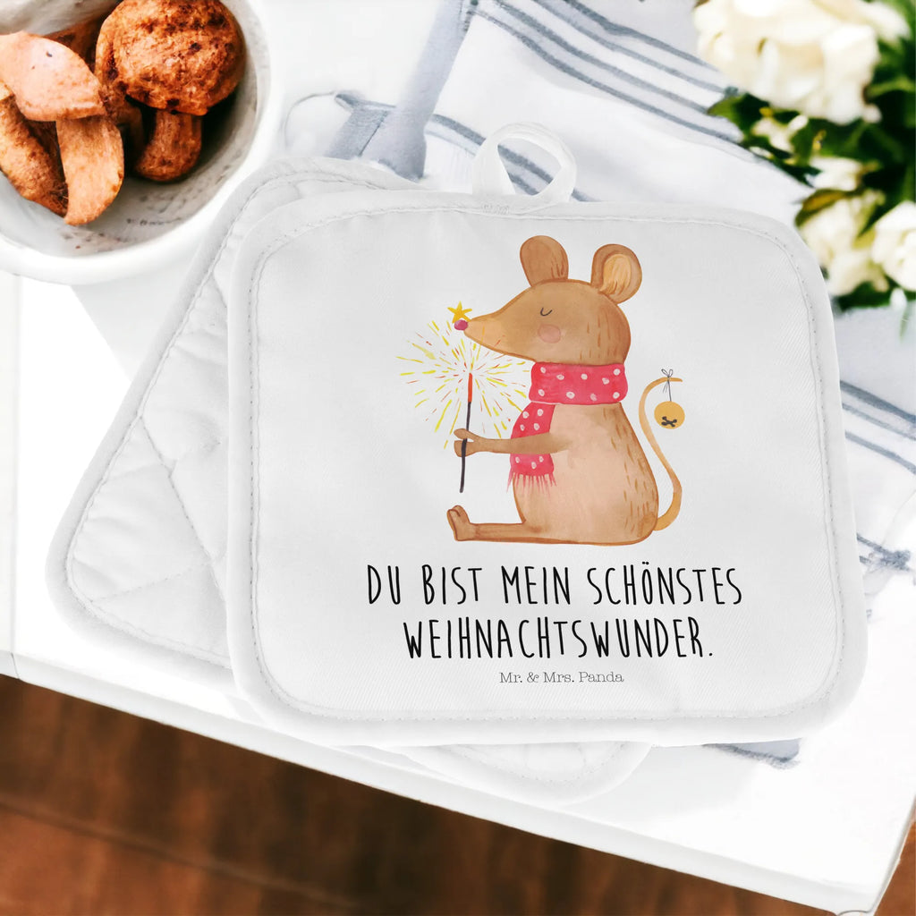 2er Set Topflappen  Weihnachtsmaus Topflappenset, Topfhandschuh, Schöne Topflappen, Topfhandschuhe, Topfuntersetzer, Topflappen 2er Set, Topflappen, Ofenhandschuhe, Topflappen Set, Topflappen lustig, Ofenhandschuh, Topflappen mit Spruch, Winter, Weihnachten, Weihnachtsdeko, Nikolaus, Advent, Heiligabend, Wintermotiv, Frohe Weihnachten, Weihnachtswunder, Weihnachtsmotiv, Mäuschen, Maus, Weihnachtsgruß