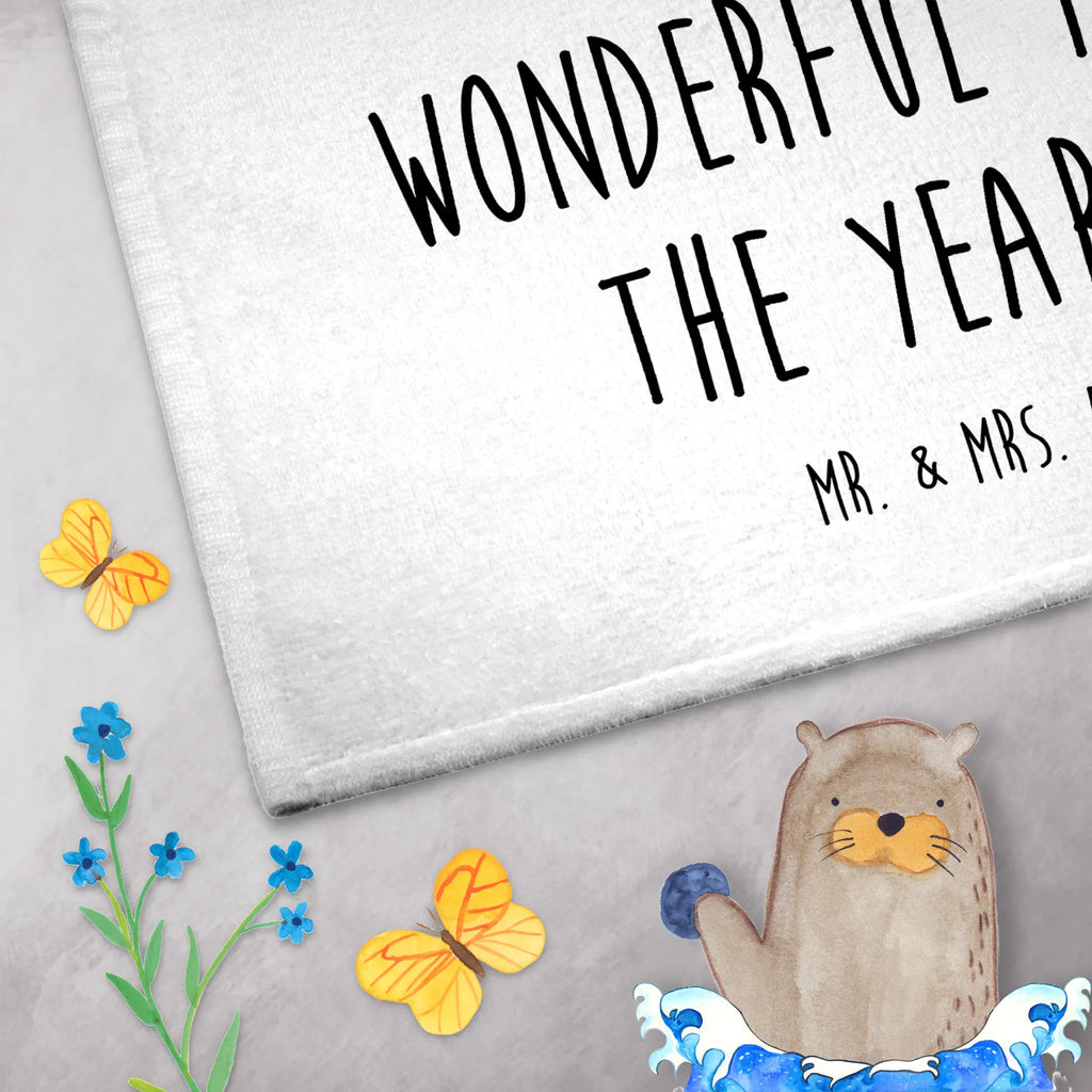 Gästehandtuch Fuchs Sänger Klassisches Handtuch 50x100, Pflegeleichtes Handtuch 50x100, Handtuch Aus Baumwolle 50x100, Mikrofaser Handtuch 50x100, Handtuch Für Gäste-WC 50x100, Handtuch Aus Bio Baumwolle, Handtuch Geschenk 50x100, Handtuch Für Küche 50x100, Handtuch Für Badezimmer 50x100, Handtuch Set 50x100, Saugfähiges Handtuch 50x100, Weißes Handtuch 50x100, Unifarbenes Handtuch 50x100, Modernes Handtuch 50x100, Graues Handtuch 50x100, Handtuch Mit Bordüre 50x100, Handtuch Mit Muster 50x100, Nachhaltiges Handtuch 50x100, Weiches Handtuch 50x100, Handtuch Für Sport 50x100, Handtuch Größe 50x100, Handtuch 50x100, Handtuch Für Alltag 50x100, Hochwertiges Handtuch 50x100, Umweltfreundliches Handtuch 50x100, Mittelgroßes Handtuch, Baumwollhandtuch 50x100, Waschbares Handtuch 50x100, Buntes Handtuch 50x100, Handtuch Für Reise 50x100, Winter, Weihnachten, Weihnachtsdeko, Nikolaus, Advent, Heiligabend, Wintermotiv, Weihnachtslieder, Füchse, Singen, Sänger, Fuchs, Geschenk Sänger