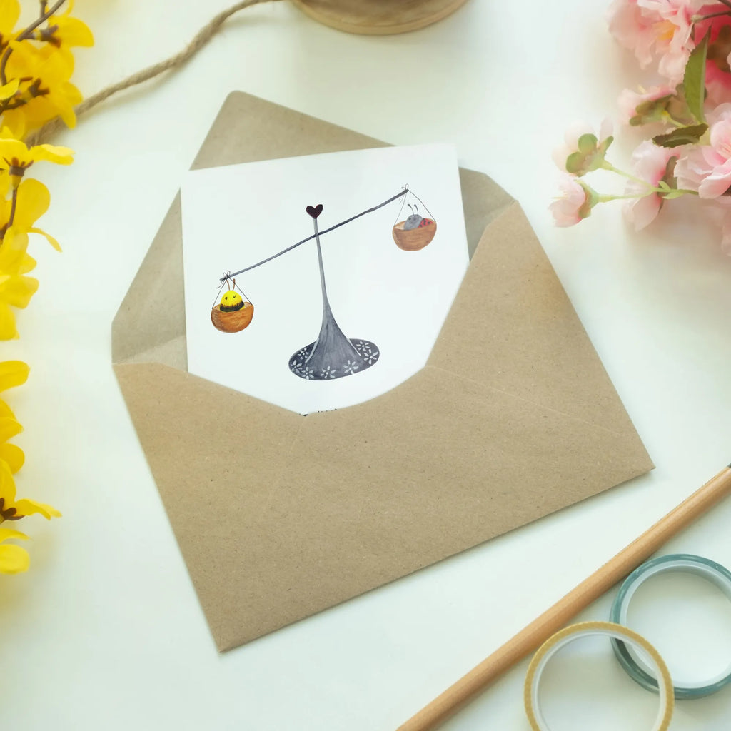 Grußkarte Sternzeichen Waage Motivkarte, kommunionskarte, glückwunschkarten, Grußkarten, Glückwunschkarte, Klappkarte, einladungskarten, hochzeitskarten, neujahrskarte, valentinstagskarte, weihnachtskarten, osterkarten, Beileidskarte, dankeskarten, osterkarte, babykarte, genesungskarte, spruchkarte, firmungskarte, Grußkarte, vatertagskarte, jubiläumskarte, abiturkarte, Aszendent, Horoskop, Astrologie, Sternzeichen, Tierkreiszeichen, Geschenk September, Marienkäfer, Geschenk Oktober, Waage Sternzeichen, Geburtstag September, Waage, Biene, Waage Geschenk, Hummel, Gleichgewicht, Geburtstag Oktober
