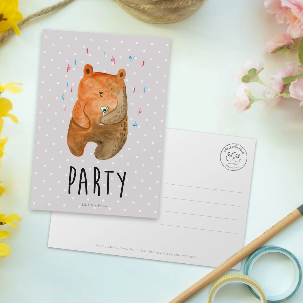 Postcard bear party kunstkarte, Postkarten, Designkarte, spruchkarte, bildkarte, Fotokarte, Motivkarte, Ansichtskarte, einzelkarte, Kunstkarten, Postkarte, Ansichtskarten, Grußkarte, Teddy, Teddybär, Bär, Lustig, Party, Mitbringsel, Abfeiern, Geburtstag, Gute Laune, Geburtstagsgeschenk, Feiern, Geschenk