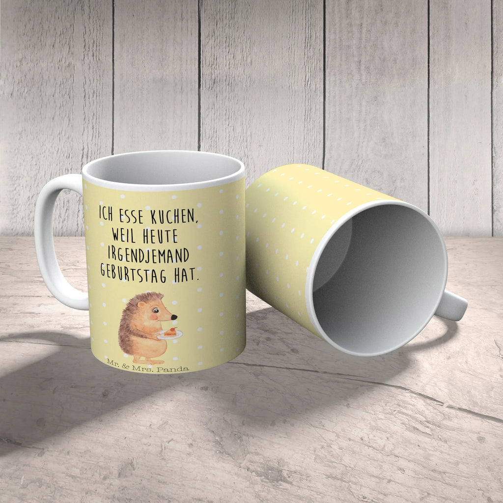 Tasse Igel Kuchenstück Kaffeetasse, Geschenktasse, Teetasse, Keramiktasse, Tasse mit Zitaten, Tasse, Porzellantasse, Tasse mit Motiven, Bürotasse, Tiermotive, Gute Laune, lustige Sprüche, Tiere, Backen Geschenk, Essen Spruch, Kuchen, Geburtstagskuchen, Igel, Torte, Einladung Party, Kuchen backen