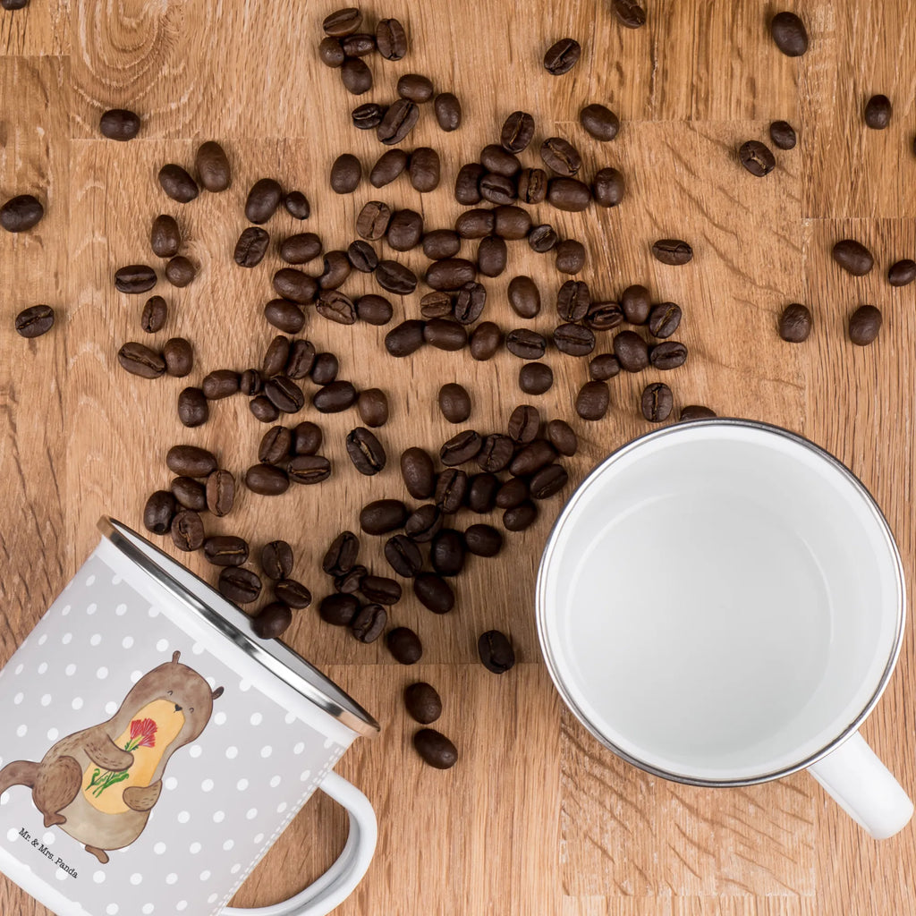 Enamel camping mug otter Bunch of flowers Metalltasse, Trinkbecher, blechbecher, becher emaille, Teetasse, Campingtasse, Emaille Tasse, Emaille Becher, Reisebecher, emaillebecher, Emailletasse, reisetasse, Teebecher, Kaffeetasse, wanderbecher, Tasse, wandertasse, Tasse Emaille, Kaffeebecher, Becher, Pott, metallbecher, Blechtasse, Campingbecher, Seeotter, Fischotter, Otter, Otter Seeotter See Otter