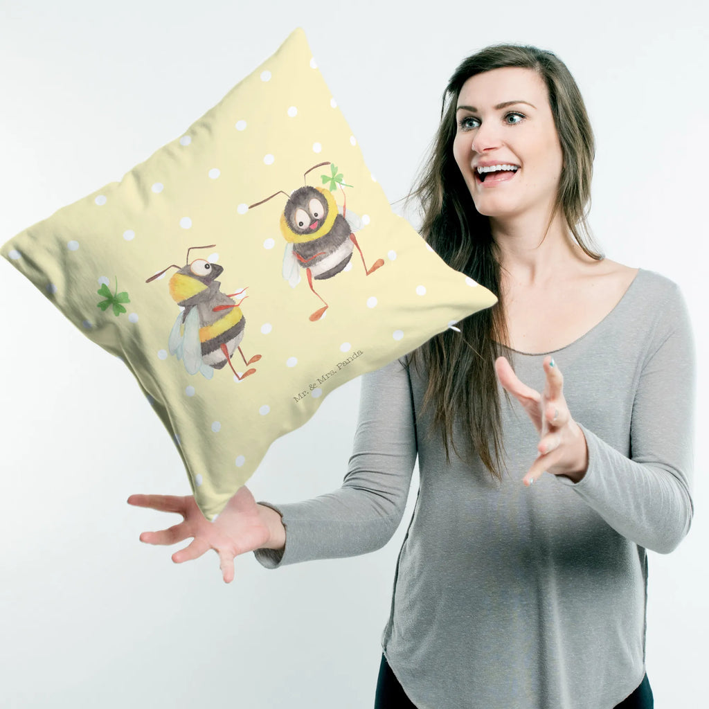 Cushion bumblebees shamrock Mikrofaser Kissen, kissen mikrofaser, microfaser sofakissen, Kopfkissen, deko kissen, Dekokissen Sofa, Kopfkissen 40x40, Kissen 40x40, wurfkissen, Motivkissen, Sofakissen, 40 X 40 Kissen, Kuschelkissen, zierkissen 40x40, Dekokissen 40x40, couchkissen 40x40, zier kissen, Kissen, Couchkissen, 40x40 kissen, kissen 40 x 40, microfaser kopfkissen, wohnzimmer kissen, Dekokissen, Sofakissen 40x40, Polsterkissen, sofa kissen, couch kissen, kissen für sofa, microfaser zierkissen, Zierkissen, kissen für couch, kuschel kissen, microfaser dekokissen, kuschelkissen 40x40, Lustige Sprüche, Tiere, Tiermotive, Gute Laune, glücklich sein, Spruch Positiv, Spruch schön, glücklich Werden, Spruch Fröhlich, Biene Deko, Biene, Hummel
