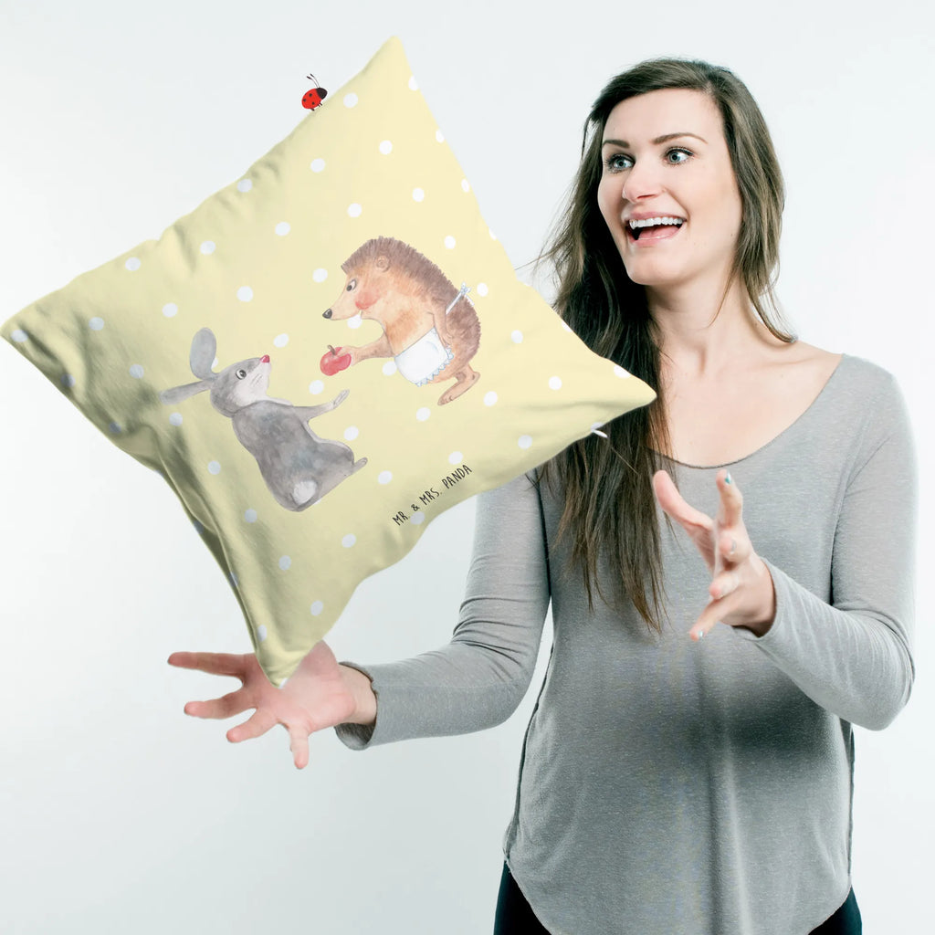 Cushion Hare Hedgehog Dekokissen 40x40, Kopfkissen, kuschelkissen 40x40, kissen 40 x 40, Kuschelkissen, zierkissen 40x40, 40x40 kissen, couchkissen 40x40, Couchkissen, deko kissen, wurfkissen, microfaser dekokissen, Mikrofaser Kissen, Kissen 40x40, kuschel kissen, sofa kissen, Motivkissen, wohnzimmer kissen, Kopfkissen 40x40, 40 X 40 Kissen, Kissen, Polsterkissen, kissen für couch, kissen mikrofaser, microfaser sofakissen, zier kissen, microfaser zierkissen, couch kissen, Zierkissen, microfaser kopfkissen, Dekokissen Sofa, kissen für sofa, Sofakissen 40x40, Sofakissen, Dekokissen, Gute Laune, Tiermotive, Tiere, Lustige Sprüche, Hase, Igel und Hase, Trösten, Spruch Romantisch, Liebe Spruch, Igel, Liebeskummer Geschenk, Trennungsschmerz, Herzschmerz