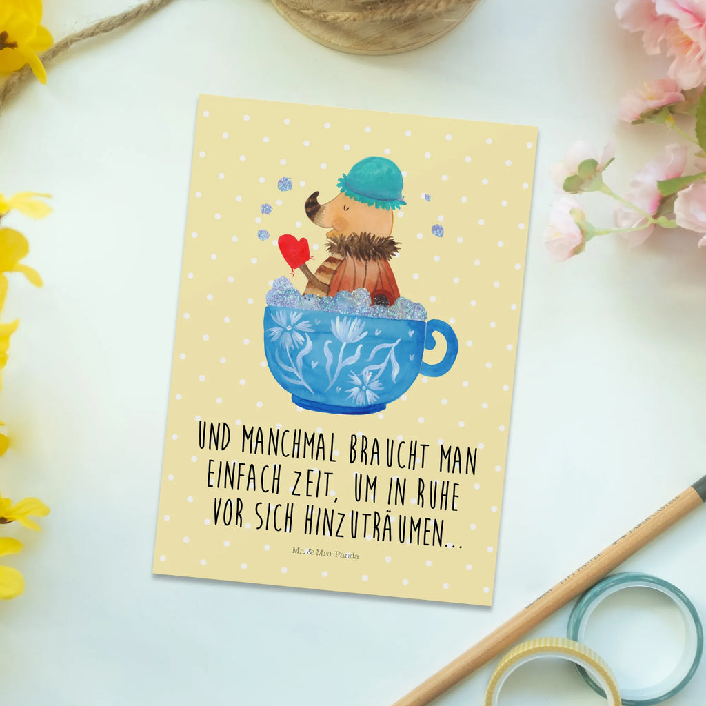 Postcard Moth foam bath Geburtstagskarte, Ansichtskarten, Einladungskarten Geburtstag, Postkarte, Dankeskarte, Einladung Geburtstag, Geschenkkarte, Einladung, Karte, Einladungskarte, Ansichtskarte, Grußkarte, Tiermotive, Gute Laune, lustige Sprüche, Tiere, verträumt, Nachtfalter, Zeitmanagement, Tasse, Träumen, Ziele, WC, Bad, Baden, Badezimmerdeko, Schaumbad, Badezimmer