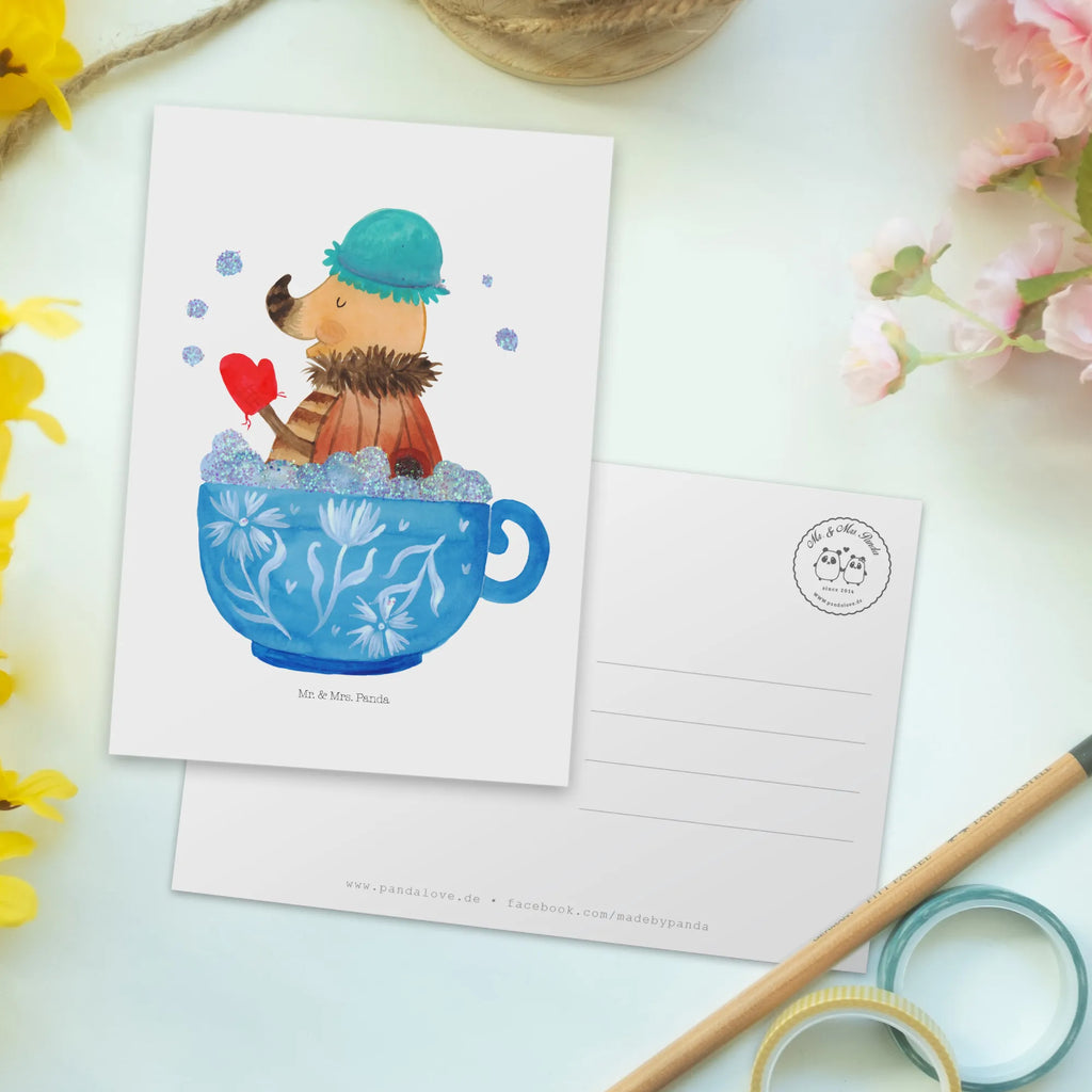 Postcard Moth foam bath Geburtstagskarte, Ansichtskarten, Einladungskarten Geburtstag, Postkarte, Dankeskarte, Einladung Geburtstag, Geschenkkarte, Einladung, Karte, Einladungskarte, Ansichtskarte, Grußkarte, Tiermotive, Gute Laune, lustige Sprüche, Tiere, verträumt, Nachtfalter, Zeitmanagement, Tasse, Träumen, Ziele, WC, Bad, Baden, Badezimmerdeko, Schaumbad, Badezimmer