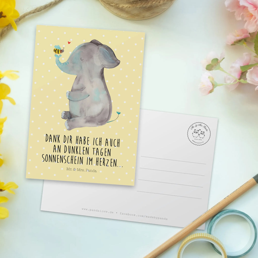 Postkarte Elefant Biene einzelkarte, Motivkarte, kunstkarte, Fotokarte, Ansichtskarten, Ansichtskarte, Designkarte, spruchkarte, Kunstkarten, bildkarte, Grußkarte, Postkarte, Postkarten, Tiere, Tiermotive, Gute Laune, Lustige Sprüche, Liebe, Biene, Liebesbeweis, Liebesgeschenk, Elefant, Liebesspruch, Heiratsantrag, Jahrestag, Hochzeitsgeschenk