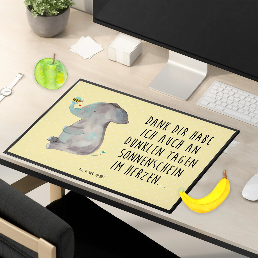 Schreibtischunterlage Elefant Biene schreibmatte, schreibtischauflagen, arbeitsunterlage, Schreibtisch Unterlagen, tischmatte, Tischunterlage, pultunterlage, Schreibtisch Matte, schreibauflagen, schreibauflage, tischpad, tischauflage, Schreibtischauflage, schreibtischunterlage, Schreibunterlage, tischmatten, tischpads, arbeitsmatte, schreibtischunterlagen, schreibtischmatte, tischauflagen, Lustige Sprüche, Tiere, Tiermotive, Gute Laune, Liebesspruch, Liebesbeweis, Liebe, Elefant, Hochzeitsgeschenk, Heiratsantrag, Biene, Liebesgeschenk, Jahrestag