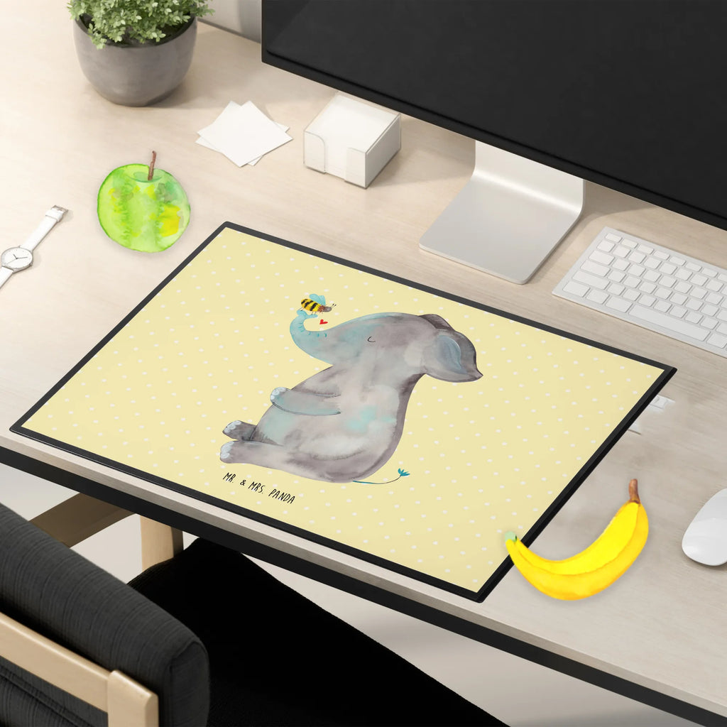 Schreibtischunterlage Elefant Biene schreibmatte, schreibtischauflagen, arbeitsunterlage, Schreibtisch Unterlagen, tischmatte, Tischunterlage, pultunterlage, Schreibtisch Matte, schreibauflagen, schreibauflage, tischpad, tischauflage, Schreibtischauflage, schreibtischunterlage, Schreibunterlage, tischmatten, tischpads, arbeitsmatte, schreibtischunterlagen, schreibtischmatte, tischauflagen, Lustige Sprüche, Tiere, Tiermotive, Gute Laune, Liebesspruch, Liebesbeweis, Liebe, Elefant, Hochzeitsgeschenk, Heiratsantrag, Biene, Liebesgeschenk, Jahrestag