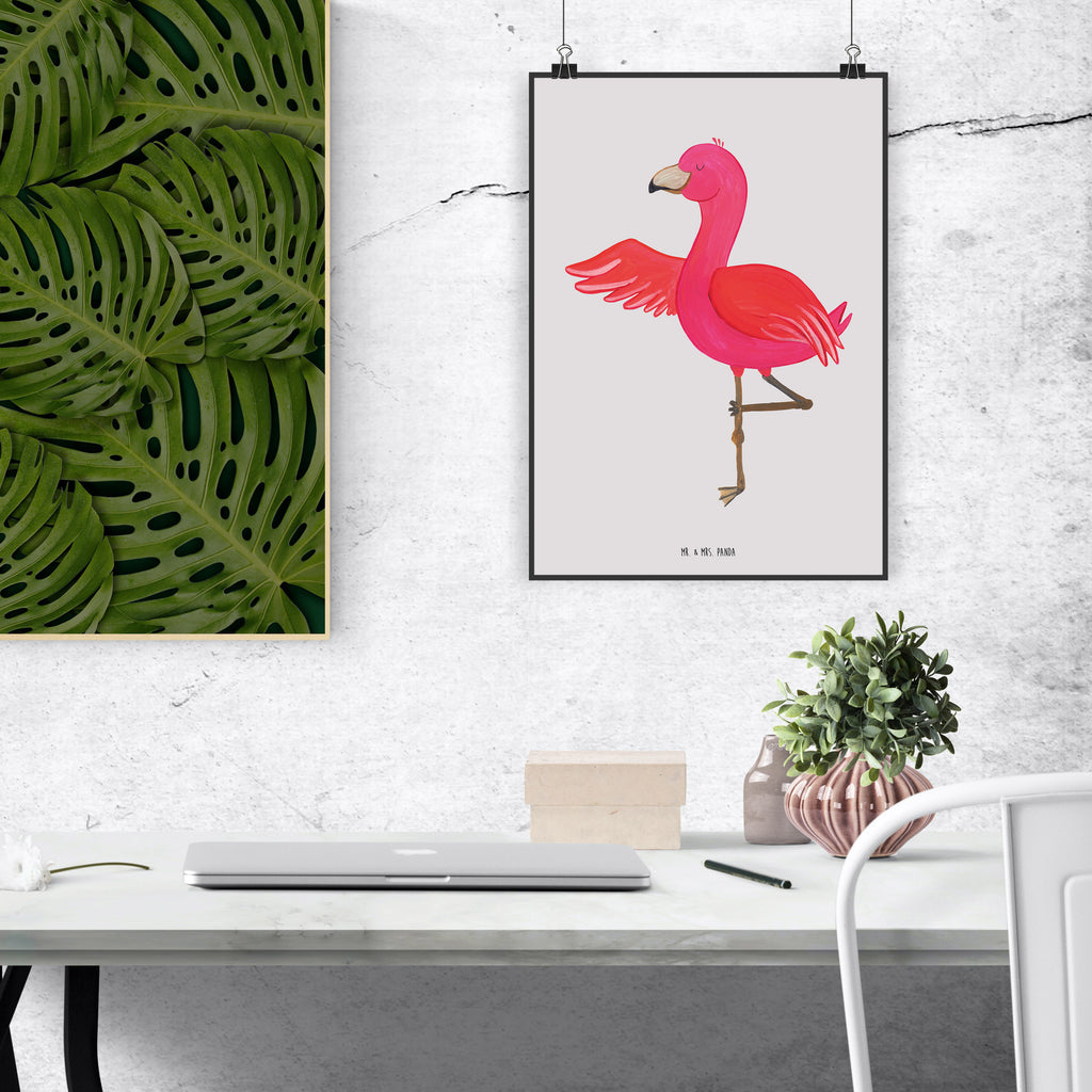 Plakat Flamingo joga wanddeko, Bild für Wand, drucke, grafikposter, Wanddekoration, Wandposter, Designposter, Wandschmuck, Mr. & Mrs. Panda Poster, Posterdruck, kunstposter, Wanddeko Bild, kunst für die wand, Deko Bild, Wandbild, wandkunst, wanddruck, Bild, kunstdruck poster, Plakat, Poster, Kunstdruck, Flamingo, Yoga, Ärger, Namaste, Achtsamkeit, Tiefenentspannung, Aufregen, Entspannung, Yoga-Übung, Vogel