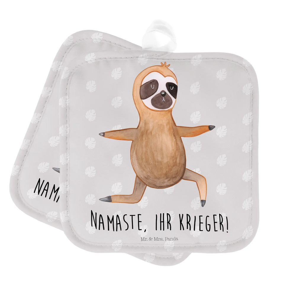 2er Set Topflappen  Faultier Yoga Topflappenset, Topflappen, Topfhandschuh, Topfhandschuhe, Schöne Topflappen, Topflappen mit Spruch, Topfuntersetzer, Ofenhandschuh, Topflappen lustig, Topflappen 2er Set, Topflappen Set, Ofenhandschuhe, Faultier, Faultier Geschenk, Faultier Deko, Entspannung, Atmung, Namaste, Yoga, Faultiere, Gelassenheit, Meditation, Lieblingstier, Yogaübungen, faul, Krieger