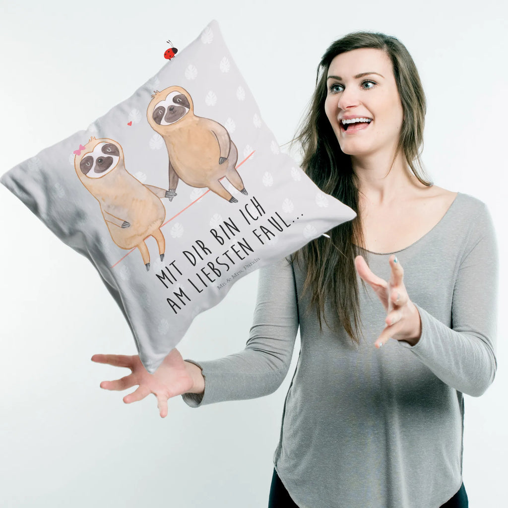 Cushion sloth pair Sofakissen, sofakissen, Dekokissen 40x40, Dekokissen Sofa, Kissenhülle 40x40, Kissenbezüge, Kissen, Kissenhülle, sitzkissen, Kissen 40x40, Couchkissen, Dekokissen, Kopfkissen 40x40, Kissen 40x40 Waschbar, Motivkissen, Kopfkissen, Sofakissen 40x40, Kissenbezug 40x40, Zierkissen, Faultier, Faultier Geschenk, Faultier Deko, Beziehung, verlobt, Lieblingstier, Pärchen, gemeinsam, faul, Liebespaar, verliebt, relaxen, Faultiere, Faultierpärchen, Liebe, Langsamkeit, Faultierliebe