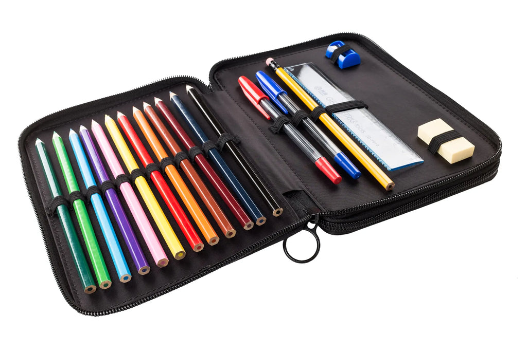 Federmappe Rabe Sombrero Einschulung, Stifterolle, Geschenk, Büro Stifte Etui, Grundschule, Federmappe, Schüler, Kinder Federmappe, Federmäppchen, Federmäppchen bedruckt, Schule, Kind, Stifte Etui, Federmappe Einschulung, Bestückte Federmappe, Schülerin, Motiv, Stiftetasche, Tiermotive, Gute Laune, lustige Sprüche, Tiere, Spruch positiv, Elster, Glück Spruch, Vögel, Vogel, Motivation, froh, fröhlich sein, glücklich sein, Rabe