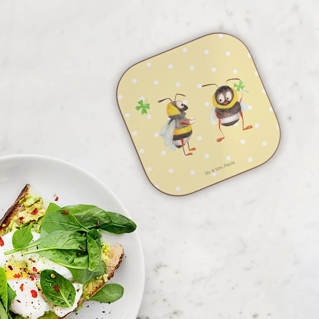 Untersetzer Hummeln Kleeblatt Tassen Untersetzer, Korkuntersetzer, Untersetzer für Gläser, Untersetzer aus Holz, Untersetzer Holz, Holzuntersetzer, Bierdeckel, Getränkeuntersetzer, Untersetzer, Glasuntersetzer, Untersetzer Gläser, Untersetzer Design, Tiermotive, Gute Laune, lustige Sprüche, Tiere, Spruch schön, Biene Deko, glücklich sein, Hummel, glücklich werden, Biene, Spruch positiv, Spruch fröhlich