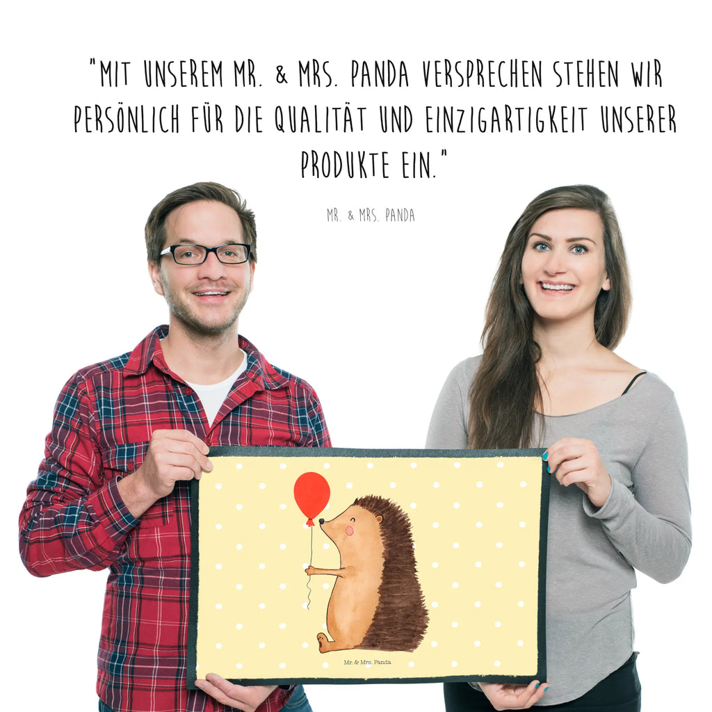 Fußmatte Igel Luftballon Fussmatte, Schmutzfangteppich, Schmutzmatte, sauberlaufmatten, flurmatte, Eingangsmatte, schmutzfangmatten, außenmatte, Schuhabstreifer, Haustürmatte, Abtretmatte, Schmutzfänger, türmatten, Fußmatten, Türmatte, Sauberlaufmatte, Fußabstreifer, abstreifer, Fußabtreter, matte haustür, Türvorleger, Eingangsteppich, Schmutzfangmatte, hausmatte, Abtreter, fußmatte, Tiermotive, Tiere, Lustige Sprüche, Gute Laune, Igel, Geburtstagskind, Ballon, Glückwunsch, Herzlichen Glückwunsch, Happy Birthday, Geburtstag