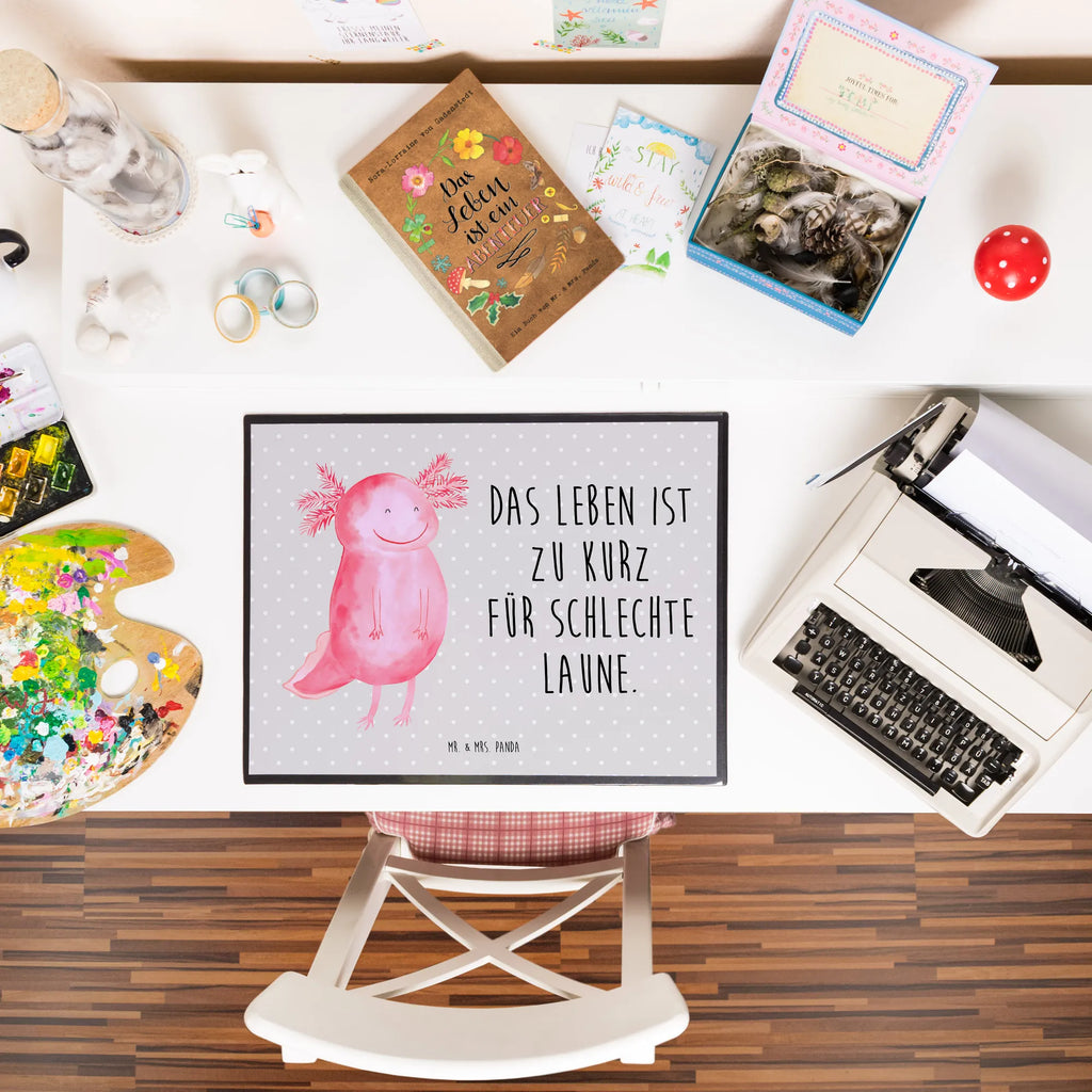 Schreibtischunterlage Axolotl Glücklich Schreibtischunterlage Groß, Schreibtisch Unterlagen, Schreibtischauflage, Schreibwaren, Bürobedarf, Büroartikel, Schreibunterlage, Axolotl, Molch, gute Laune, Motivation, Axolot, Lurche, Schwanzlurch, Lurch